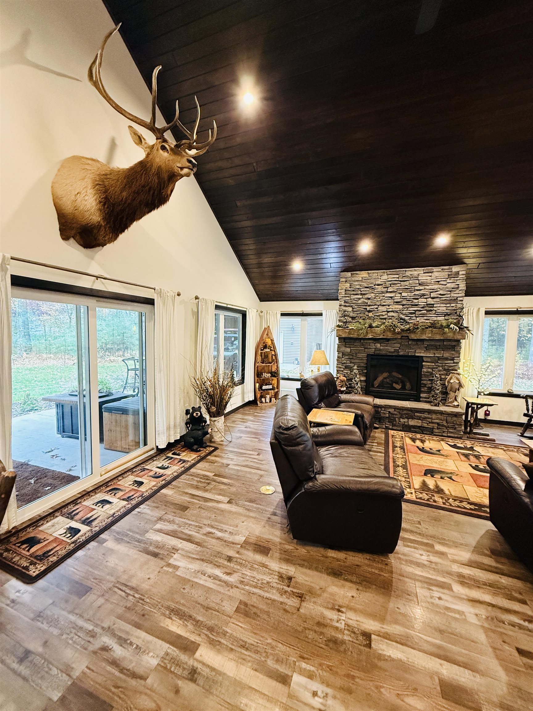 2426 LAKE ROAD, Junction City, Wisconsin 54443, 3 Bedrooms Bedrooms, ,2 BathroomsBathrooms,Residential,For Sale,2426 LAKE ROAD,22605164