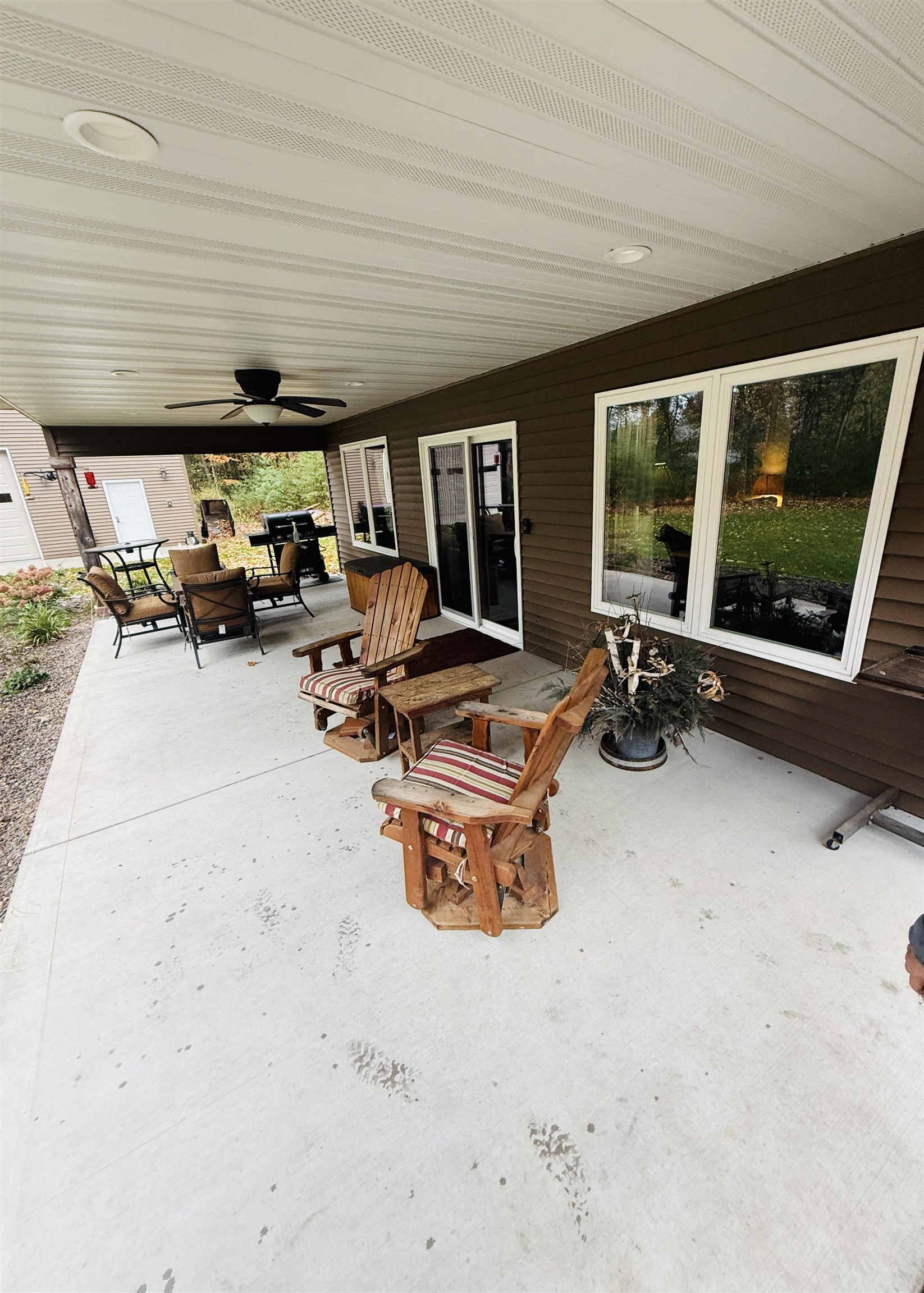 2426 LAKE ROAD, Junction City, Wisconsin 54443, 3 Bedrooms Bedrooms, ,2 BathroomsBathrooms,Residential,For Sale,2426 LAKE ROAD,22605164