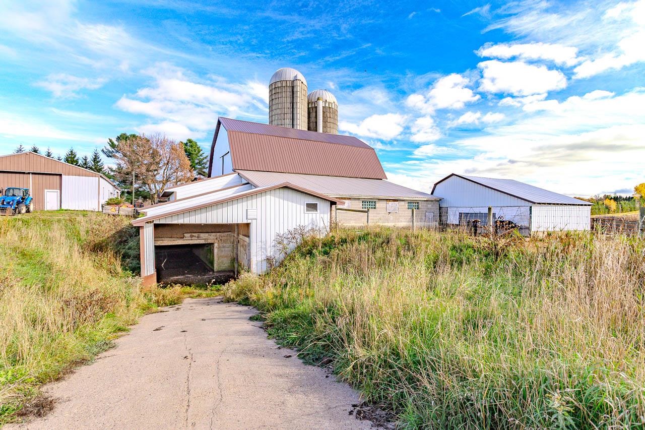 247182 BUNGALOO ROAD, Athens, Wisconsin 54411, 4 Bedrooms Bedrooms, ,3 BathroomsBathrooms,Residential,For Sale,247182 BUNGALOO ROAD,22605165