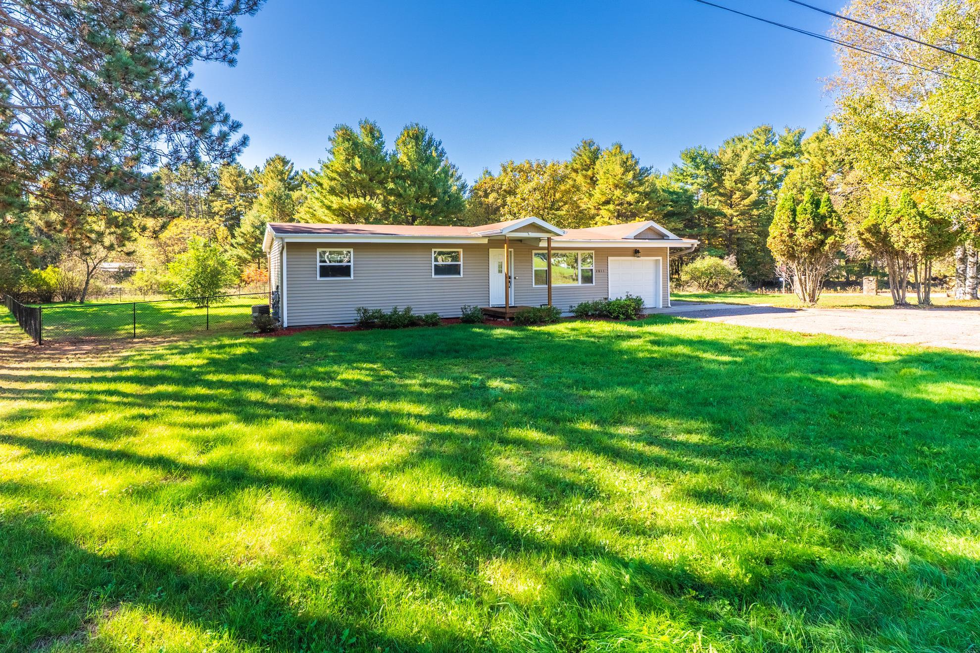 2811 NORTHWESTERN AVE, Wausau, Wisconsin 54403, 4 Bedrooms Bedrooms, ,2 BathroomsBathrooms,Residential,For Sale,2811 NORTHWESTERN AVE,22605169