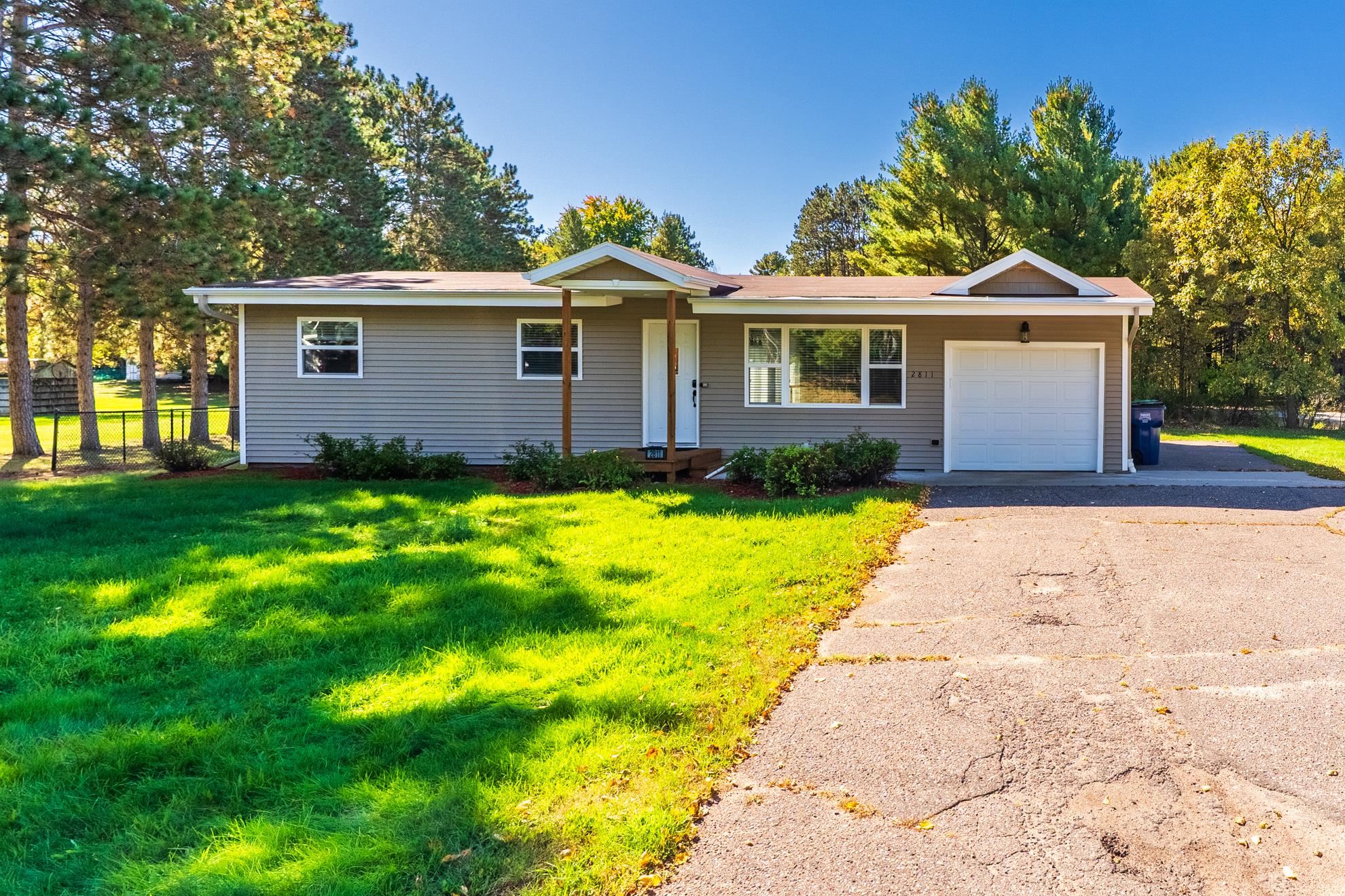2811 NORTHWESTERN AVE, Wausau, Wisconsin 54403, 4 Bedrooms Bedrooms, ,2 BathroomsBathrooms,Residential,For Sale,2811 NORTHWESTERN AVE,22605169