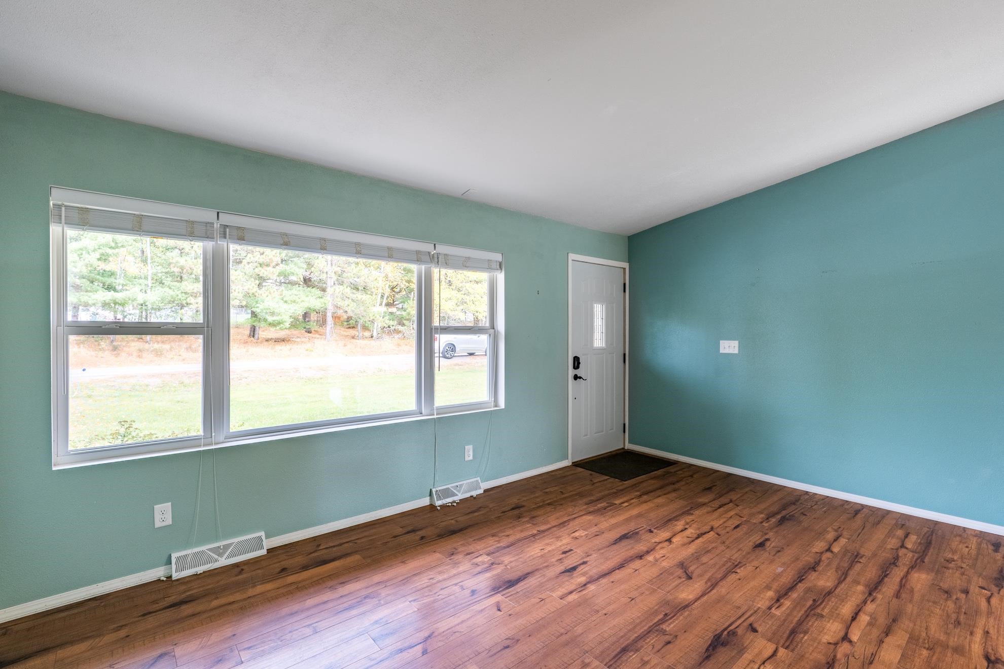 2811 NORTHWESTERN AVE, Wausau, Wisconsin 54403, 4 Bedrooms Bedrooms, ,2 BathroomsBathrooms,Residential,For Sale,2811 NORTHWESTERN AVE,22605169