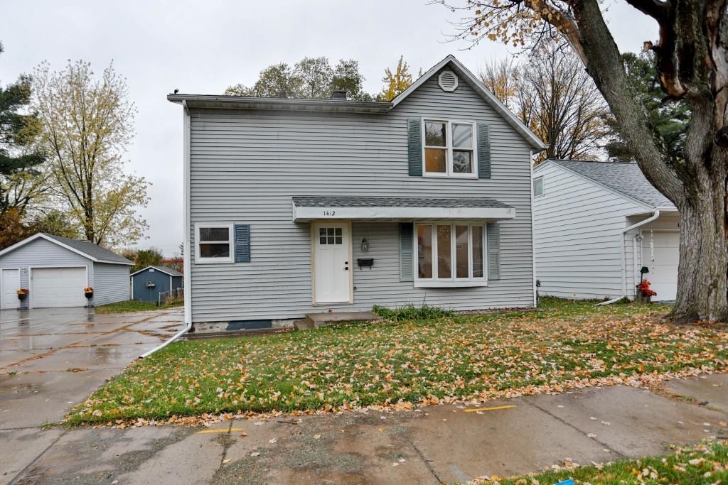 1412 N 3RD AVENUE, Wausau, Wisconsin 54401, 3 Bedrooms Bedrooms, ,2 BathroomsBathrooms,Residential,For Sale,1412 N 3RD AVENUE,22605171