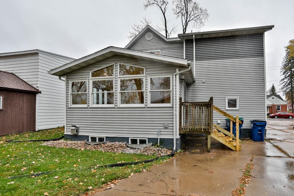 1412 N 3RD AVENUE, Wausau, Wisconsin 54401, 3 Bedrooms Bedrooms, ,2 BathroomsBathrooms,Residential,For Sale,1412 N 3RD AVENUE,22605171