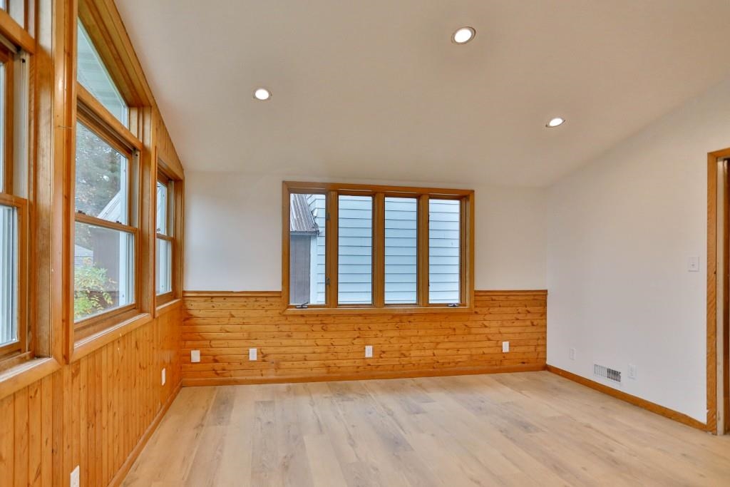1412 N 3RD AVENUE, Wausau, Wisconsin 54401, 3 Bedrooms Bedrooms, ,2 BathroomsBathrooms,Residential,For Sale,1412 N 3RD AVENUE,22605171