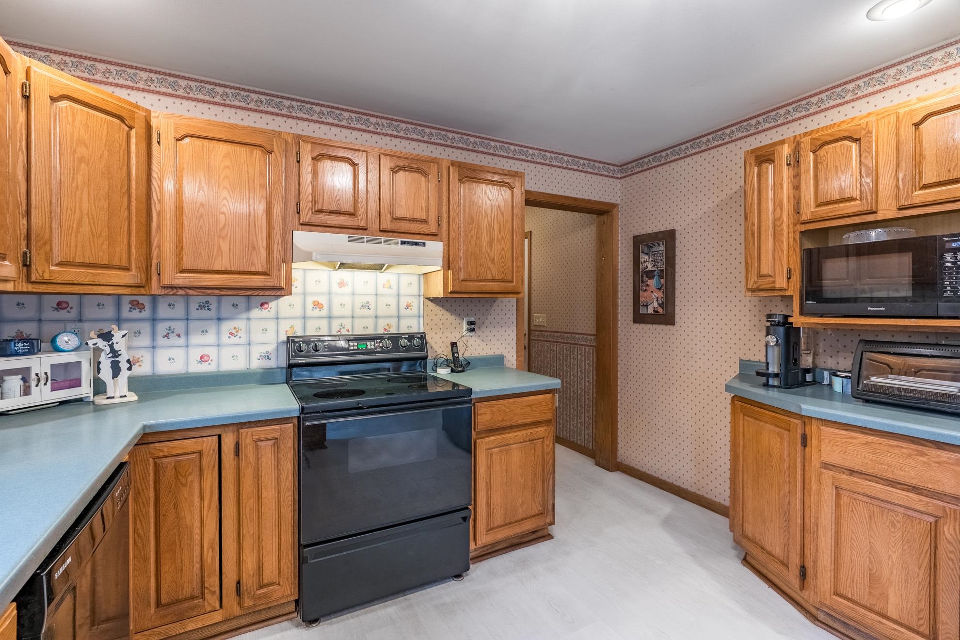 2814 COUNTY ROAD X, Kronenwetter, Wisconsin 54455, 5 Bedrooms Bedrooms, ,3 BathroomsBathrooms,Residential,For Sale,2814 COUNTY ROAD X,22605174