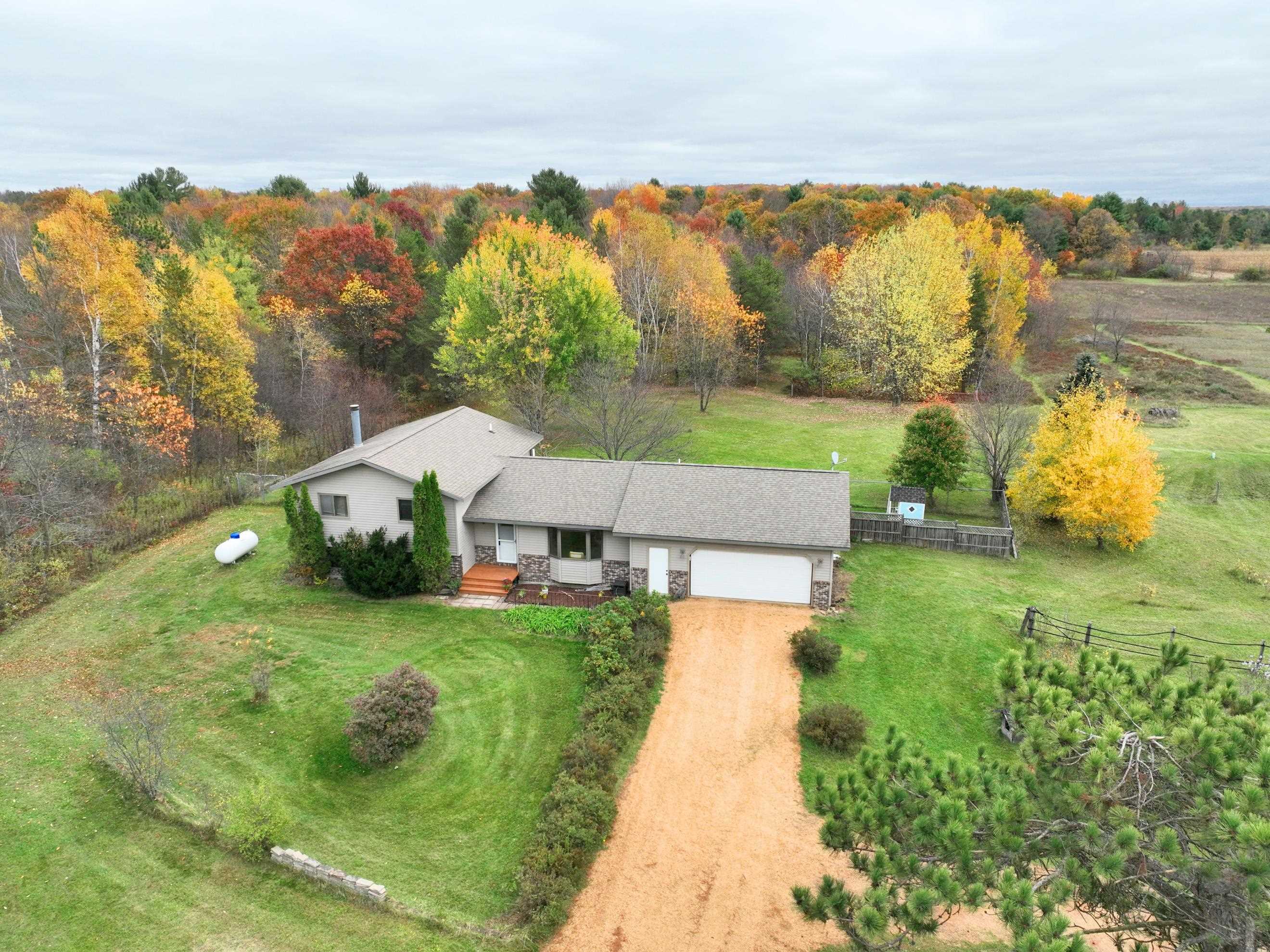 2814 COUNTY ROAD X, Kronenwetter, Wisconsin 54455, 5 Bedrooms Bedrooms, ,3 BathroomsBathrooms,Residential,For Sale,2814 COUNTY ROAD X,22605174
