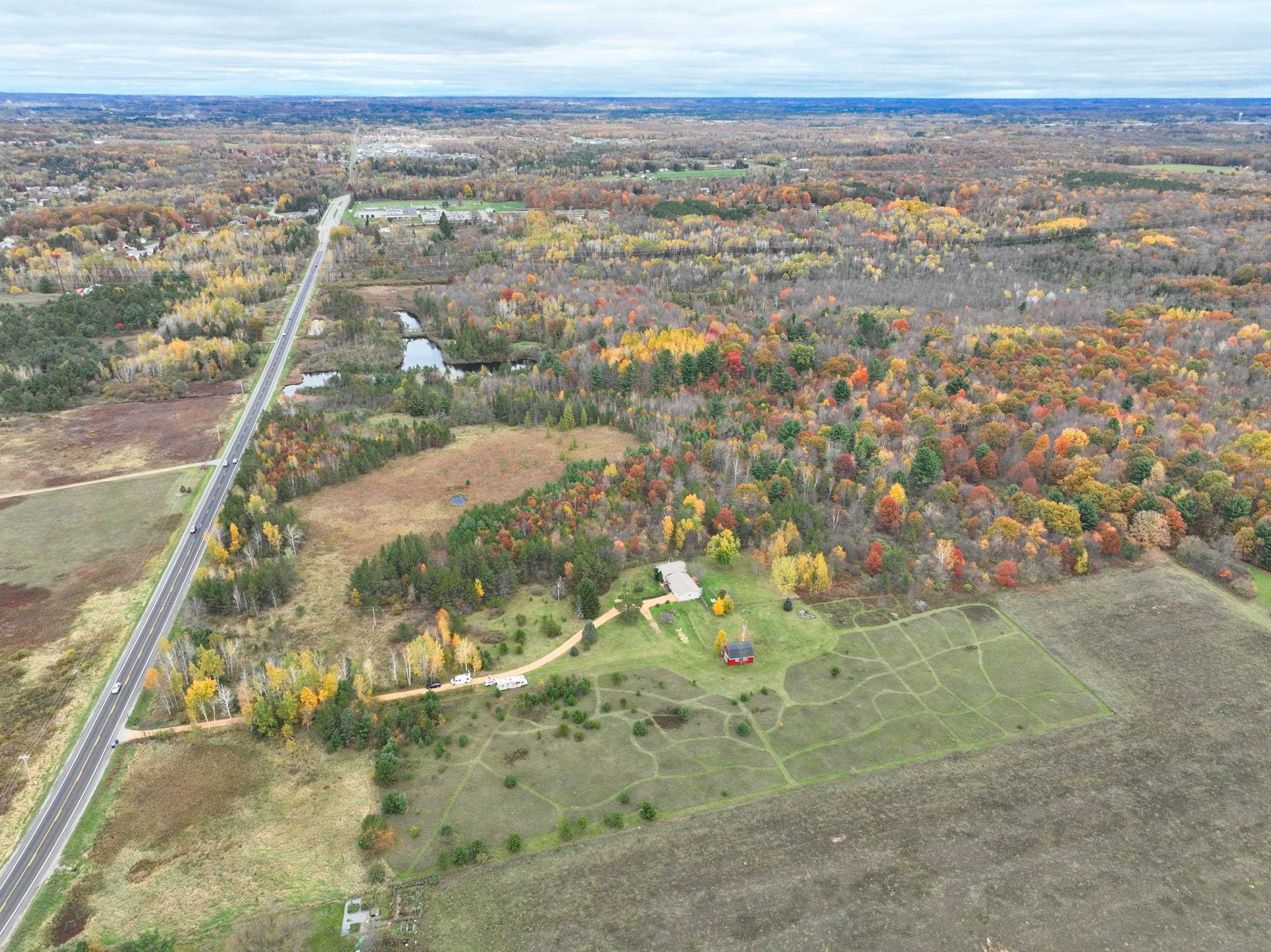 2814 COUNTY ROAD X, Kronenwetter, Wisconsin 54455, 5 Bedrooms Bedrooms, ,3 BathroomsBathrooms,Residential,For Sale,2814 COUNTY ROAD X,22605174