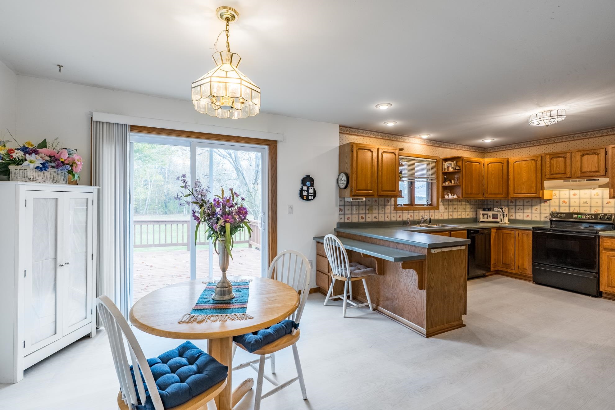 2814 COUNTY ROAD X, Kronenwetter, Wisconsin 54455, 5 Bedrooms Bedrooms, ,3 BathroomsBathrooms,Residential,For Sale,2814 COUNTY ROAD X,22605174