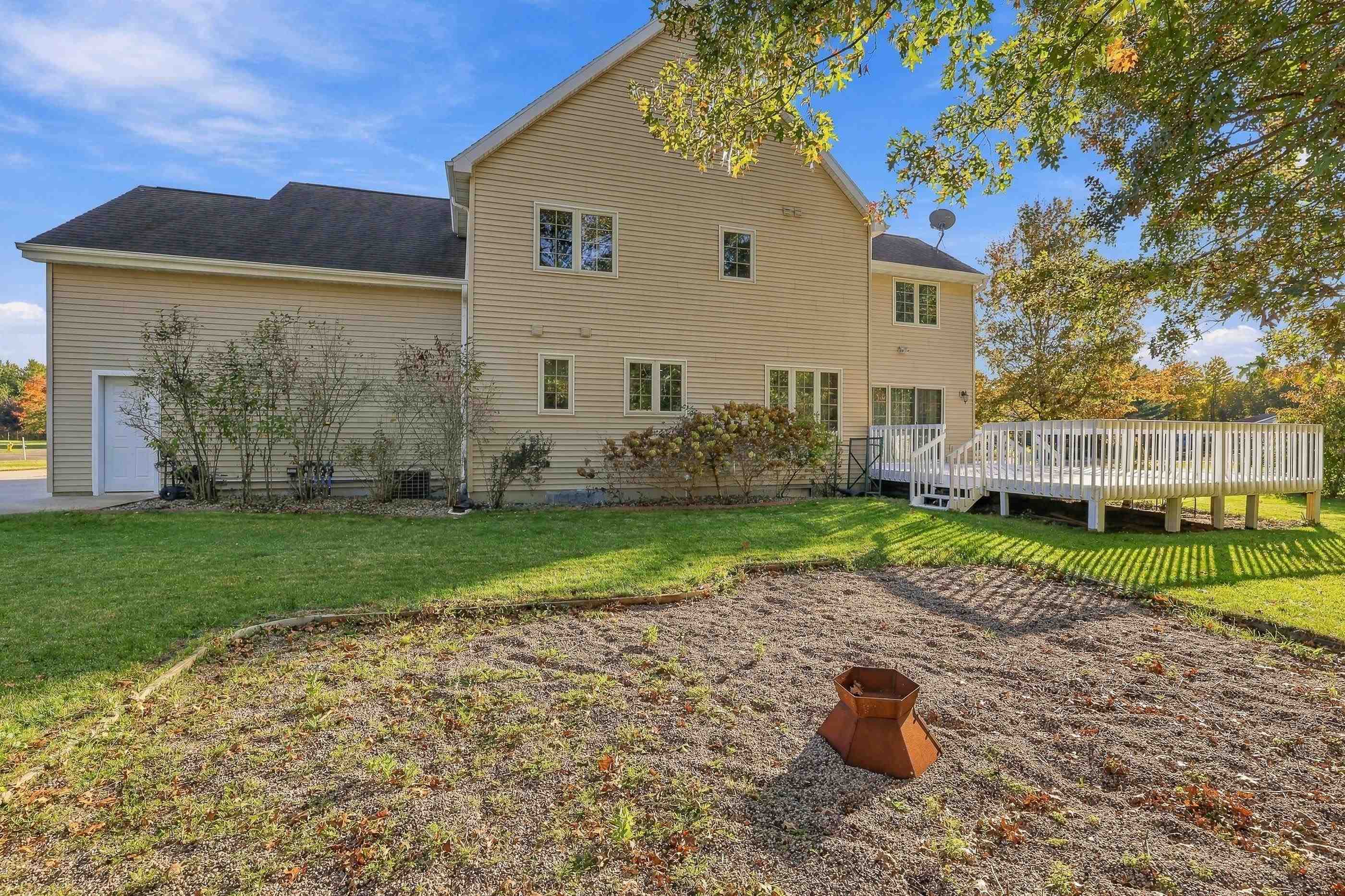 1900 APPLE COURT, Plover, Wisconsin 54467, 4 Bedrooms Bedrooms, ,2 BathroomsBathrooms,Residential,For Sale,1900 APPLE COURT,22605175
