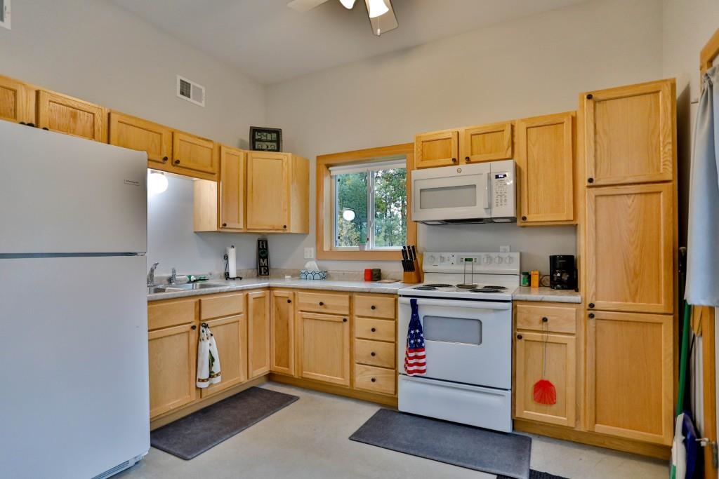 170326 IRVINGS WAY, Rosholt, Wisconsin 54440, 1 Bedroom Bedrooms, ,1 BathroomBathrooms,Residential,For Sale,170326 IRVINGS WAY,22605177