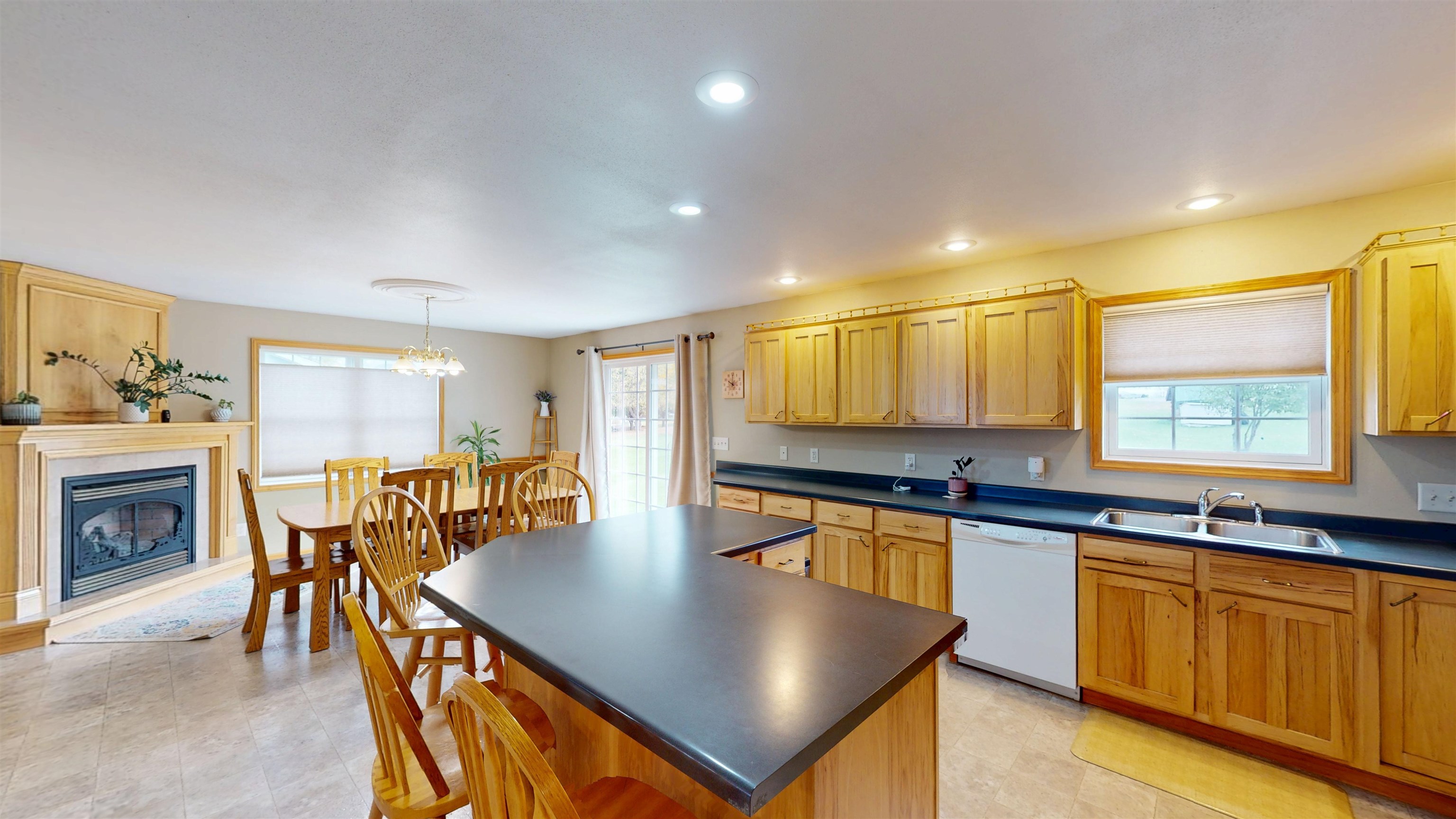 1008 DECKER STREET, Athens, Wisconsin 54411, 3 Bedrooms Bedrooms, ,2 BathroomsBathrooms,Residential,For Sale,1008 DECKER STREET,22605178