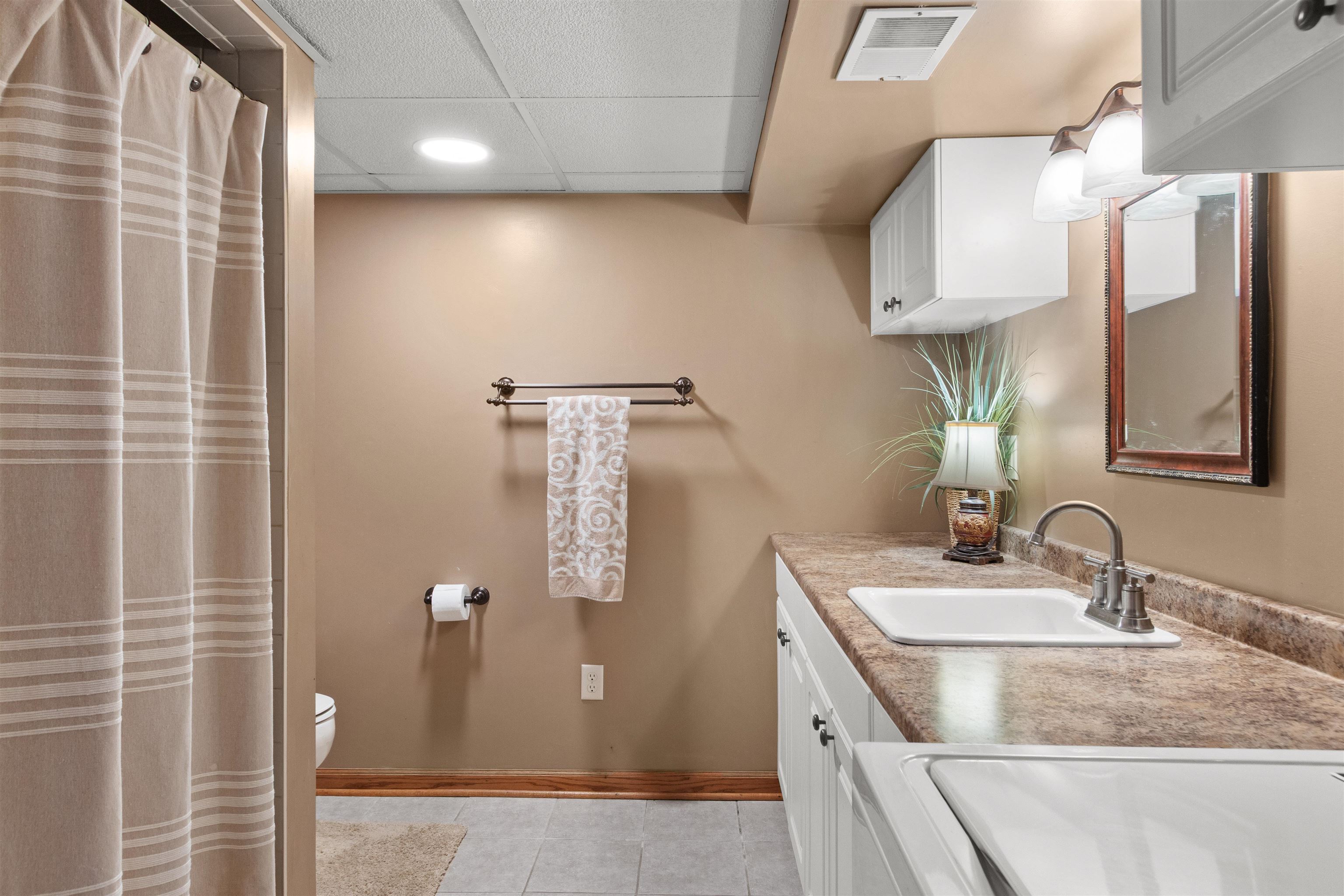 6511 BATAVIA AVENUE, Wisconsin Rapids, Wisconsin 54494, 3 Bedrooms Bedrooms, ,2 BathroomsBathrooms,Residential,For Sale,6511 BATAVIA AVENUE,22605179