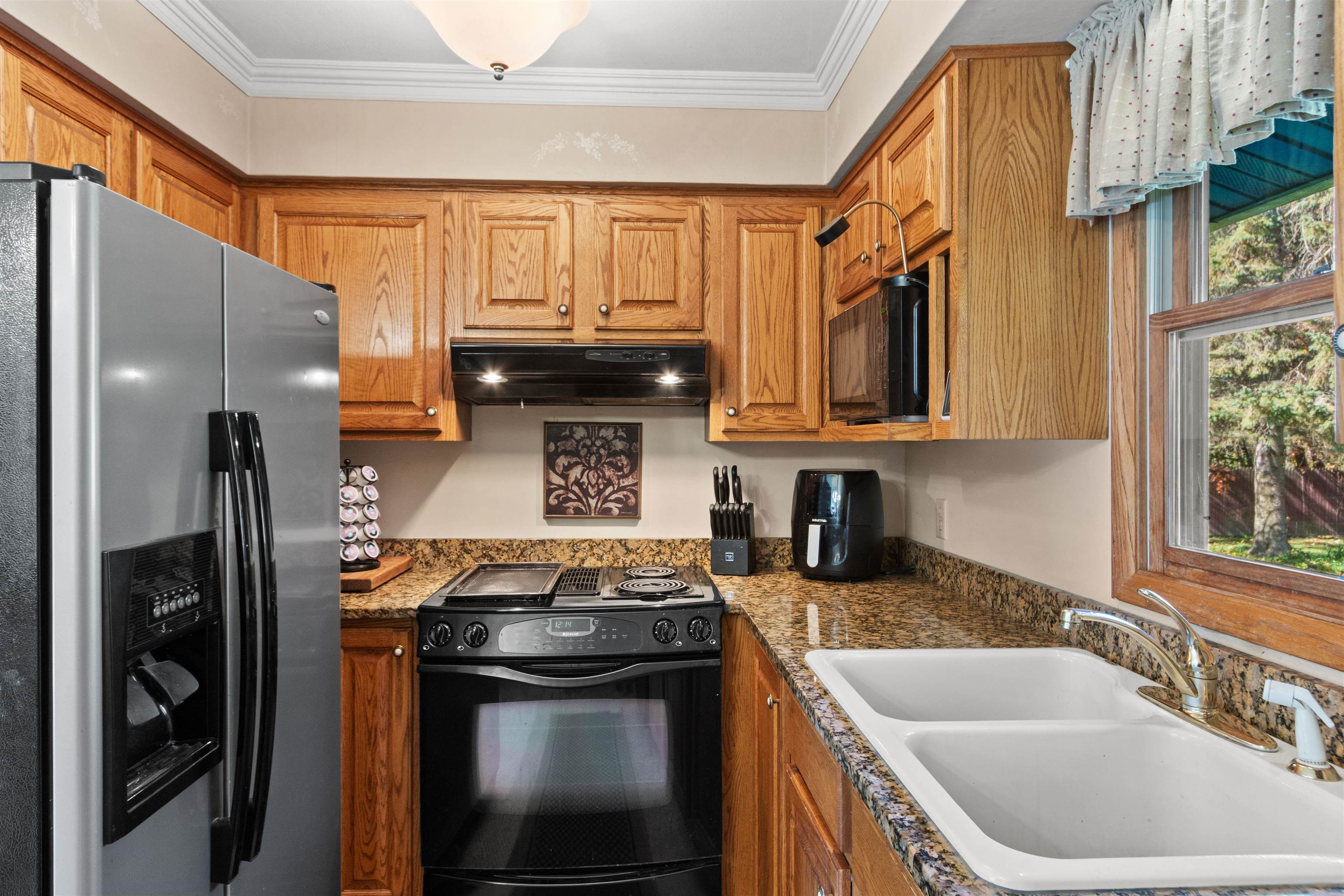 6511 BATAVIA AVENUE, Wisconsin Rapids, Wisconsin 54494, 3 Bedrooms Bedrooms, ,2 BathroomsBathrooms,Residential,For Sale,6511 BATAVIA AVENUE,22605179