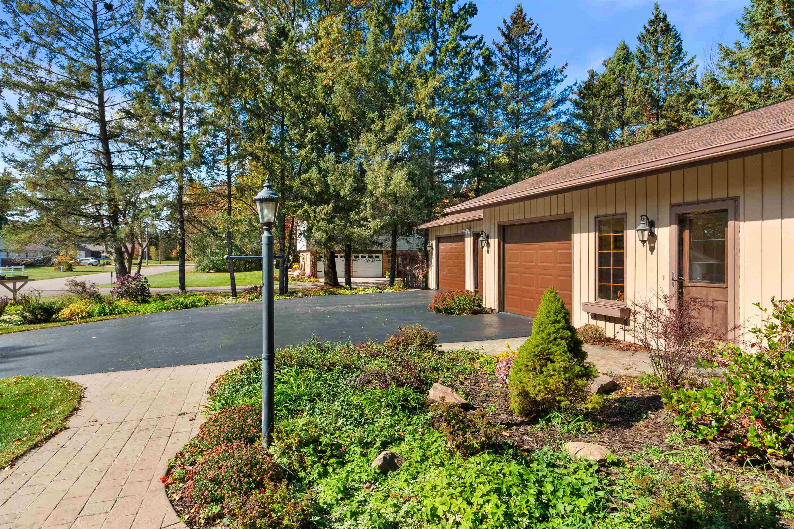 6511 BATAVIA AVENUE, Wisconsin Rapids, Wisconsin 54494, 3 Bedrooms Bedrooms, ,2 BathroomsBathrooms,Residential,For Sale,6511 BATAVIA AVENUE,22605179
