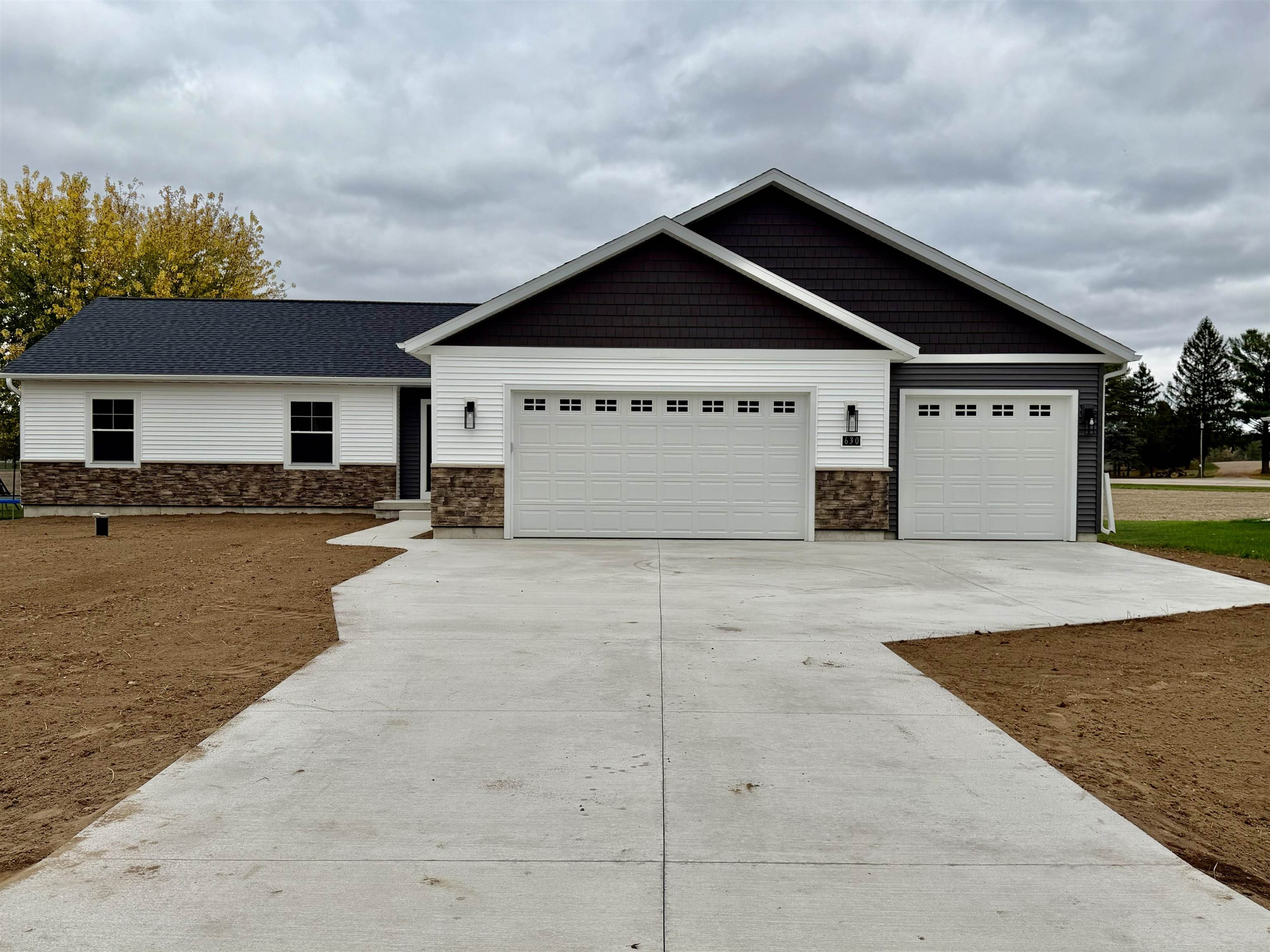630 OAK STREET, Scandinavia, Wisconsin 54977, 4 Bedrooms Bedrooms, ,3 BathroomsBathrooms,Residential,For Sale,630 OAK STREET,22605180