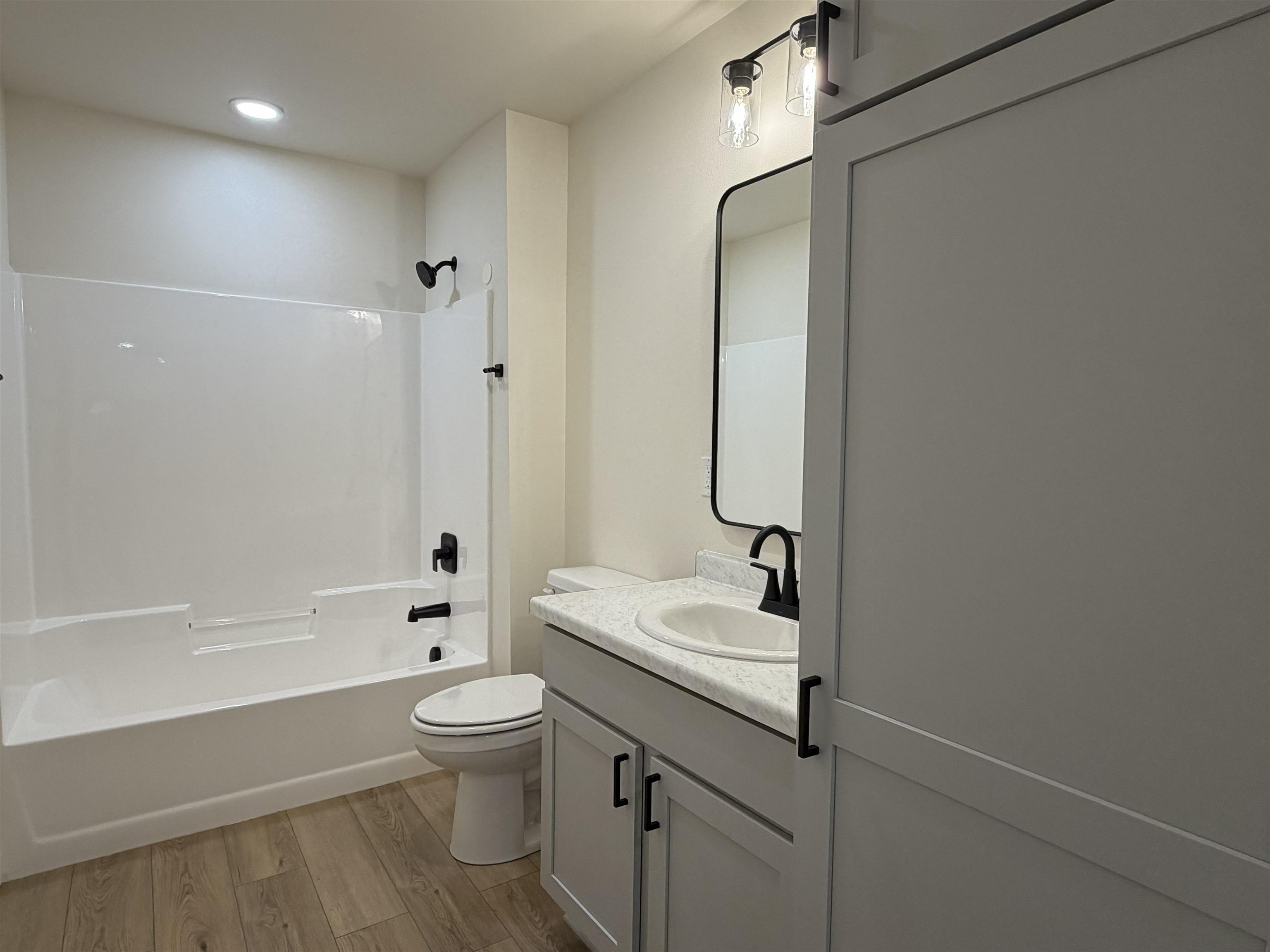 630 OAK STREET, Scandinavia, Wisconsin 54977, 4 Bedrooms Bedrooms, ,3 BathroomsBathrooms,Residential,For Sale,630 OAK STREET,22605180
