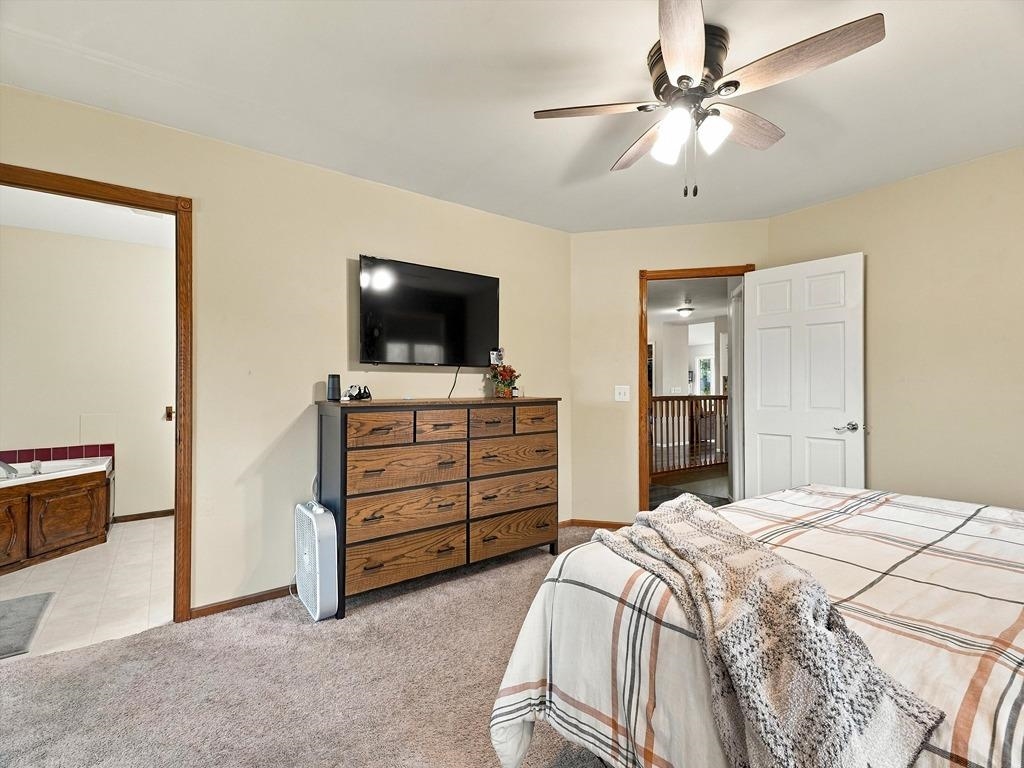 6011 YELLOWSTONE DRIVE, Auburndale, Wisconsin 54412, 4 Bedrooms Bedrooms, ,2 BathroomsBathrooms,Residential,For Sale,6011 YELLOWSTONE DRIVE,22605181