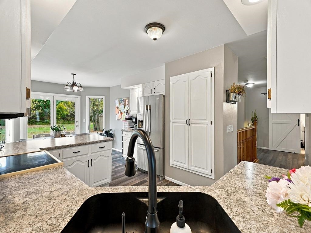 6011 YELLOWSTONE DRIVE, Auburndale, Wisconsin 54412, 4 Bedrooms Bedrooms, ,2 BathroomsBathrooms,Residential,For Sale,6011 YELLOWSTONE DRIVE,22605181