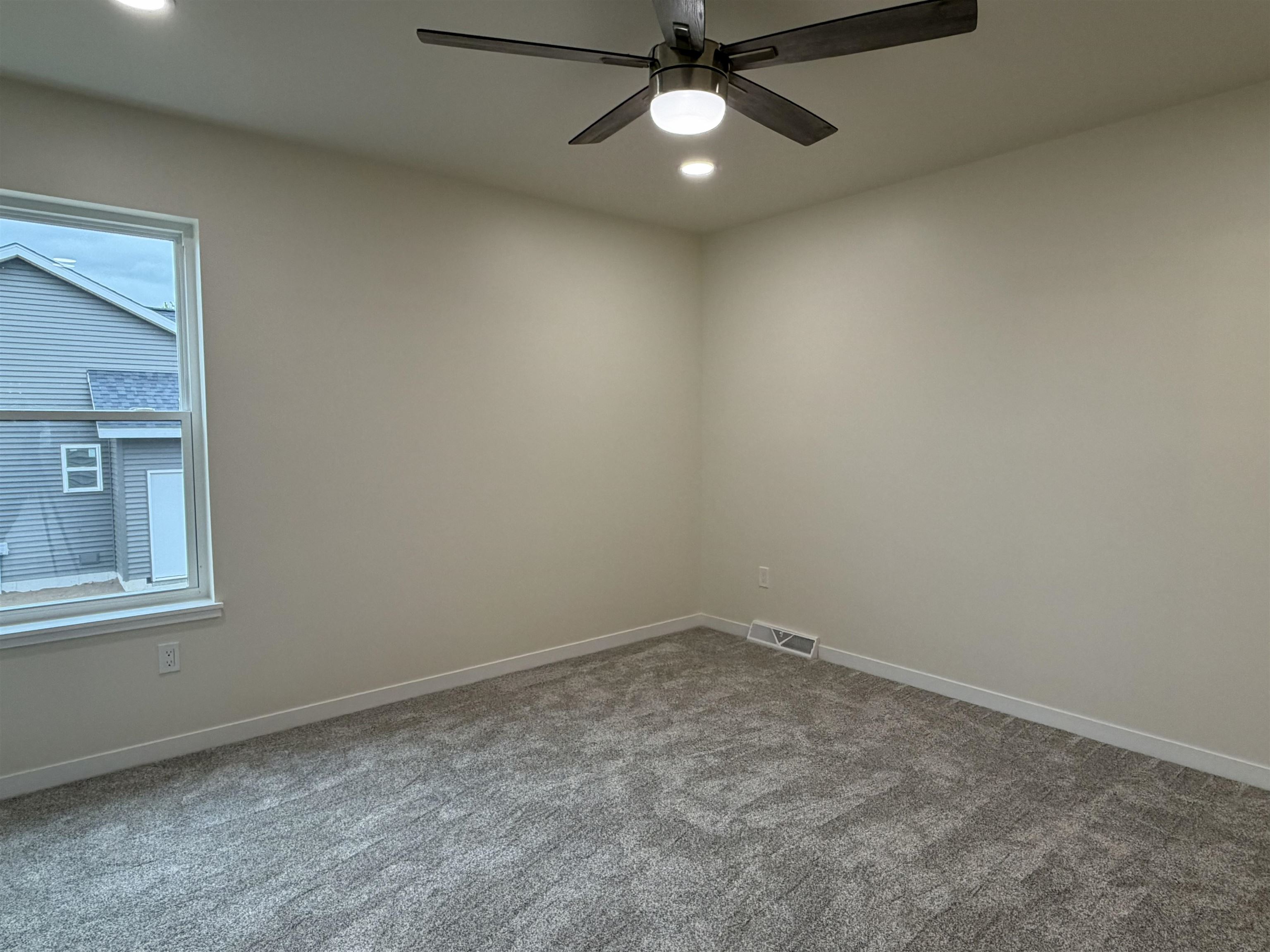 695 OAK STREET, Scandinavia, Wisconsin 54977, 4 Bedrooms Bedrooms, ,3 BathroomsBathrooms,Residential,For Sale,695 OAK STREET,22605182