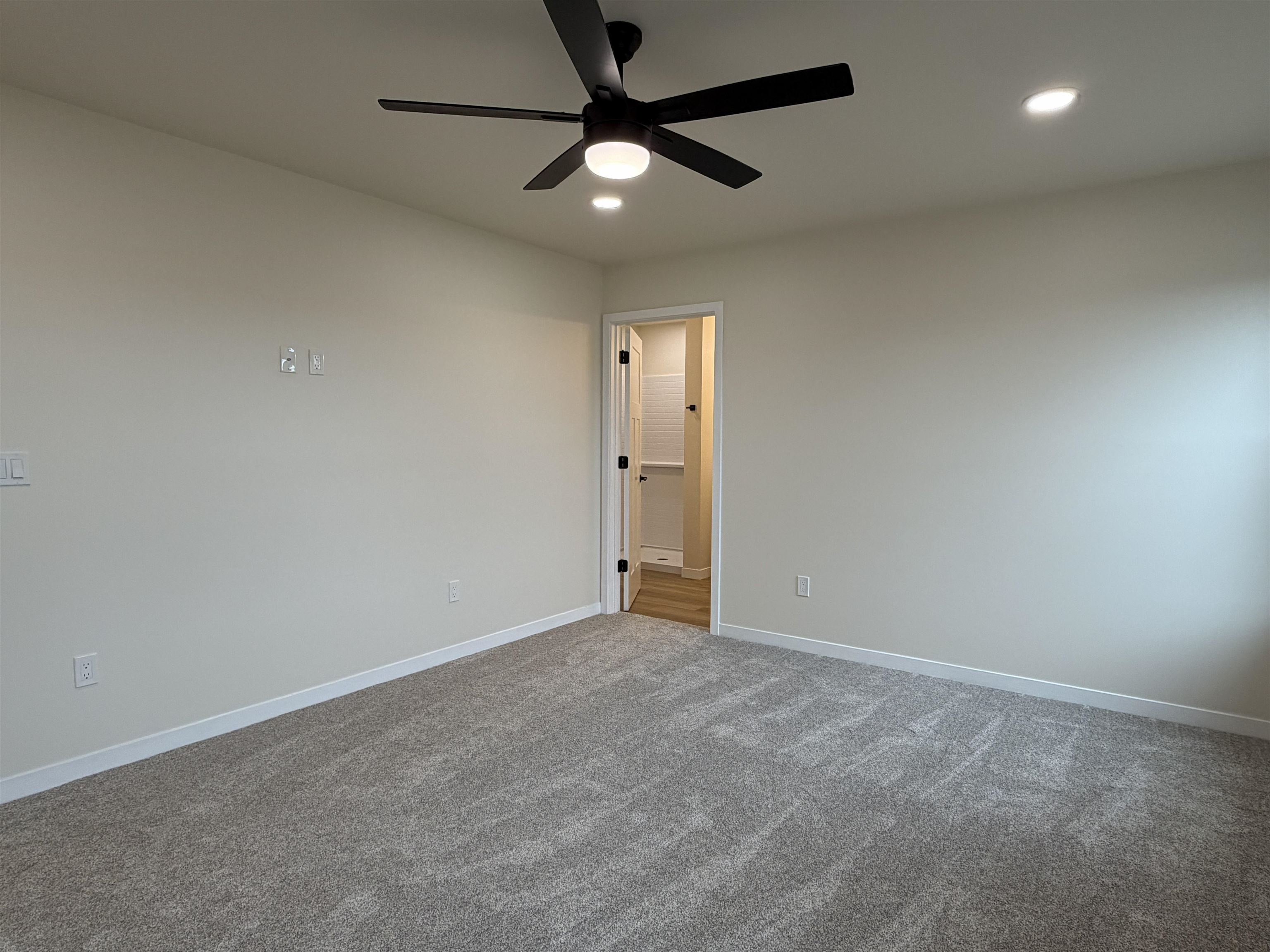 690 OAK STREET, Scandinavia, Wisconsin 54977, 3 Bedrooms Bedrooms, ,2 BathroomsBathrooms,Residential,For Sale,690 OAK STREET,22605184