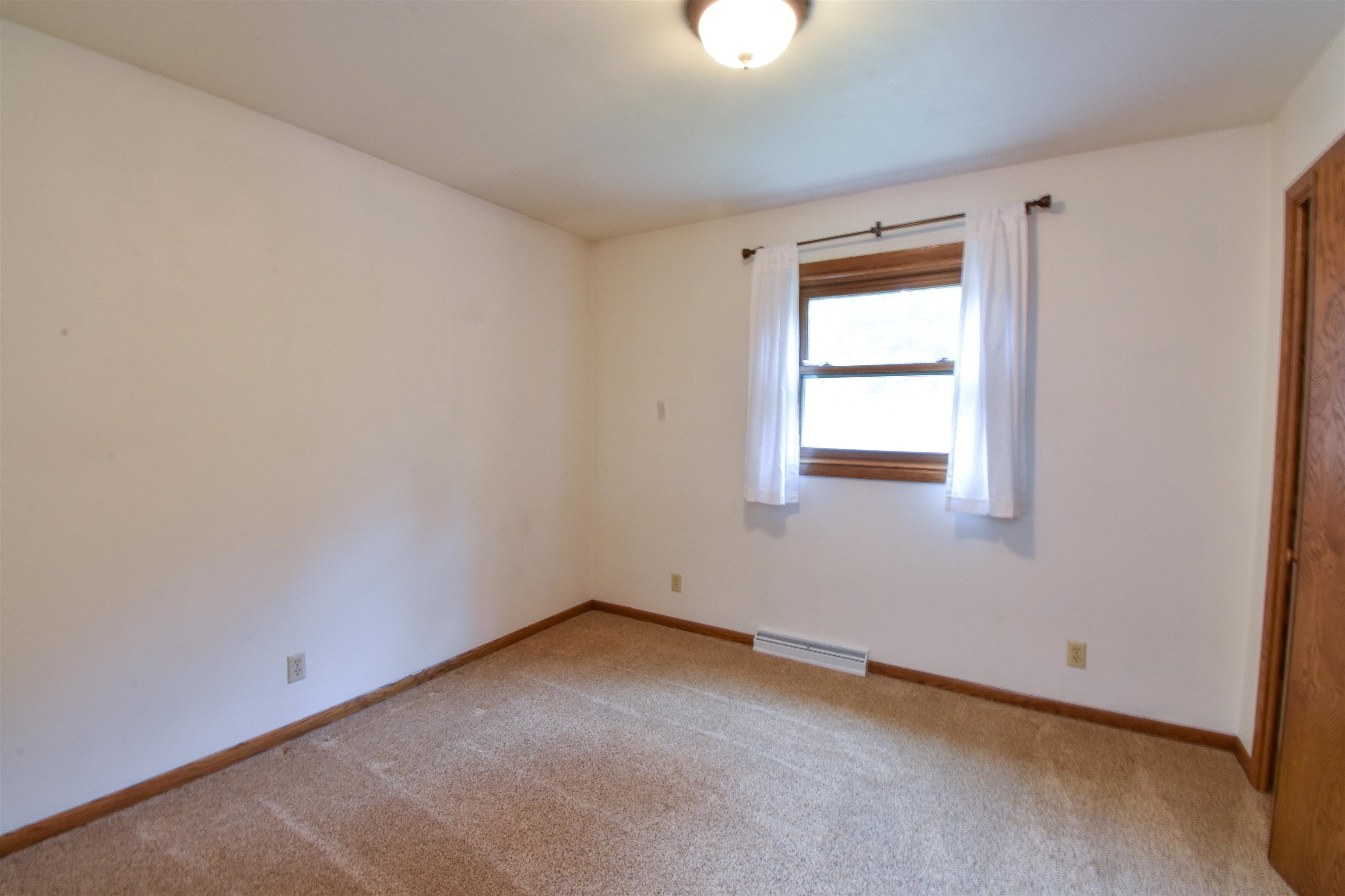 2311 RAINBOW DRIVE, Plover, Wisconsin 54467, 4 Bedrooms Bedrooms, ,3 BathroomsBathrooms,Residential,For Sale,2311 RAINBOW DRIVE,22605187