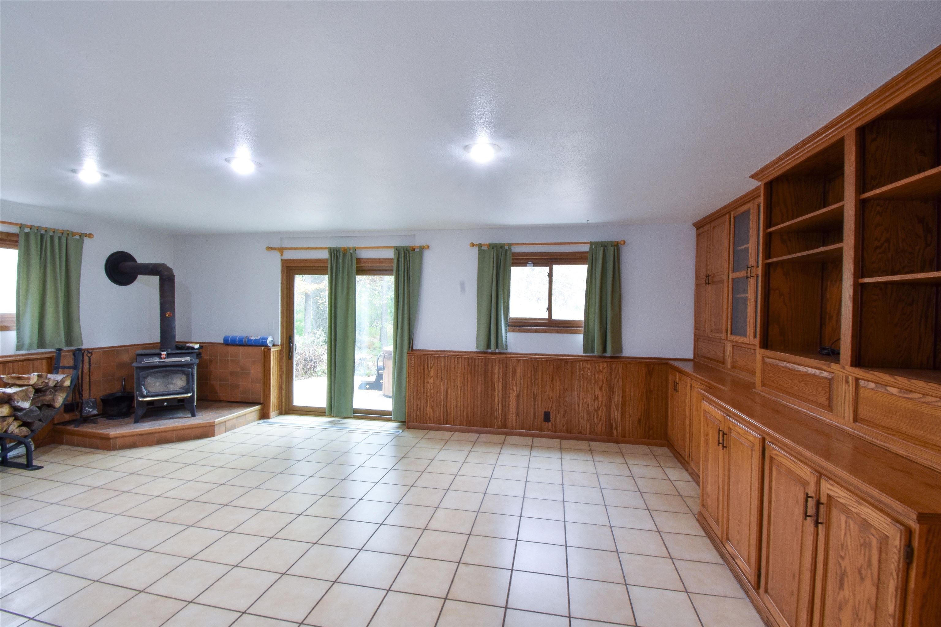 2311 RAINBOW DRIVE, Plover, Wisconsin 54467, 4 Bedrooms Bedrooms, ,3 BathroomsBathrooms,Residential,For Sale,2311 RAINBOW DRIVE,22605187
