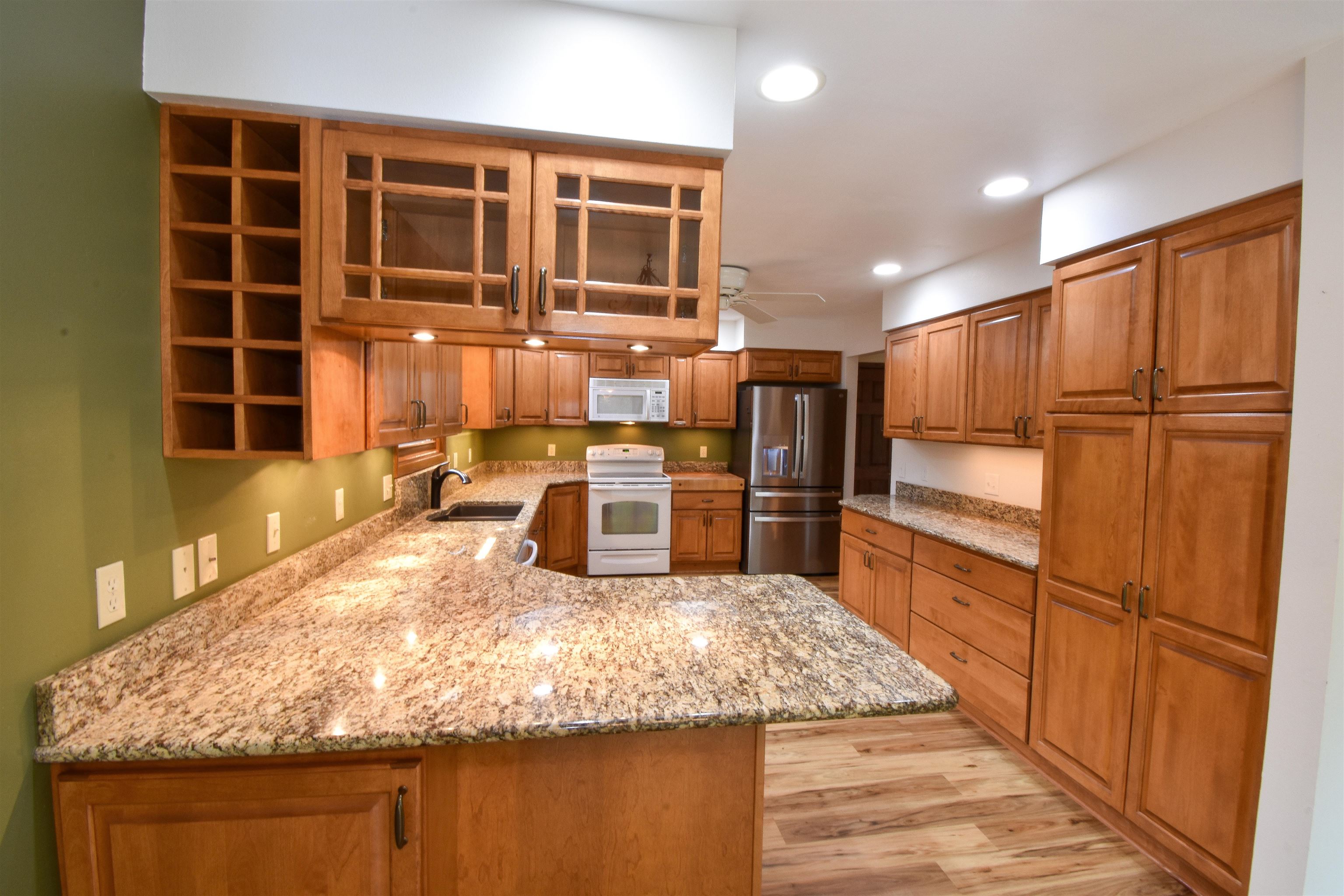 2311 RAINBOW DRIVE, Plover, Wisconsin 54467, 4 Bedrooms Bedrooms, ,3 BathroomsBathrooms,Residential,For Sale,2311 RAINBOW DRIVE,22605187