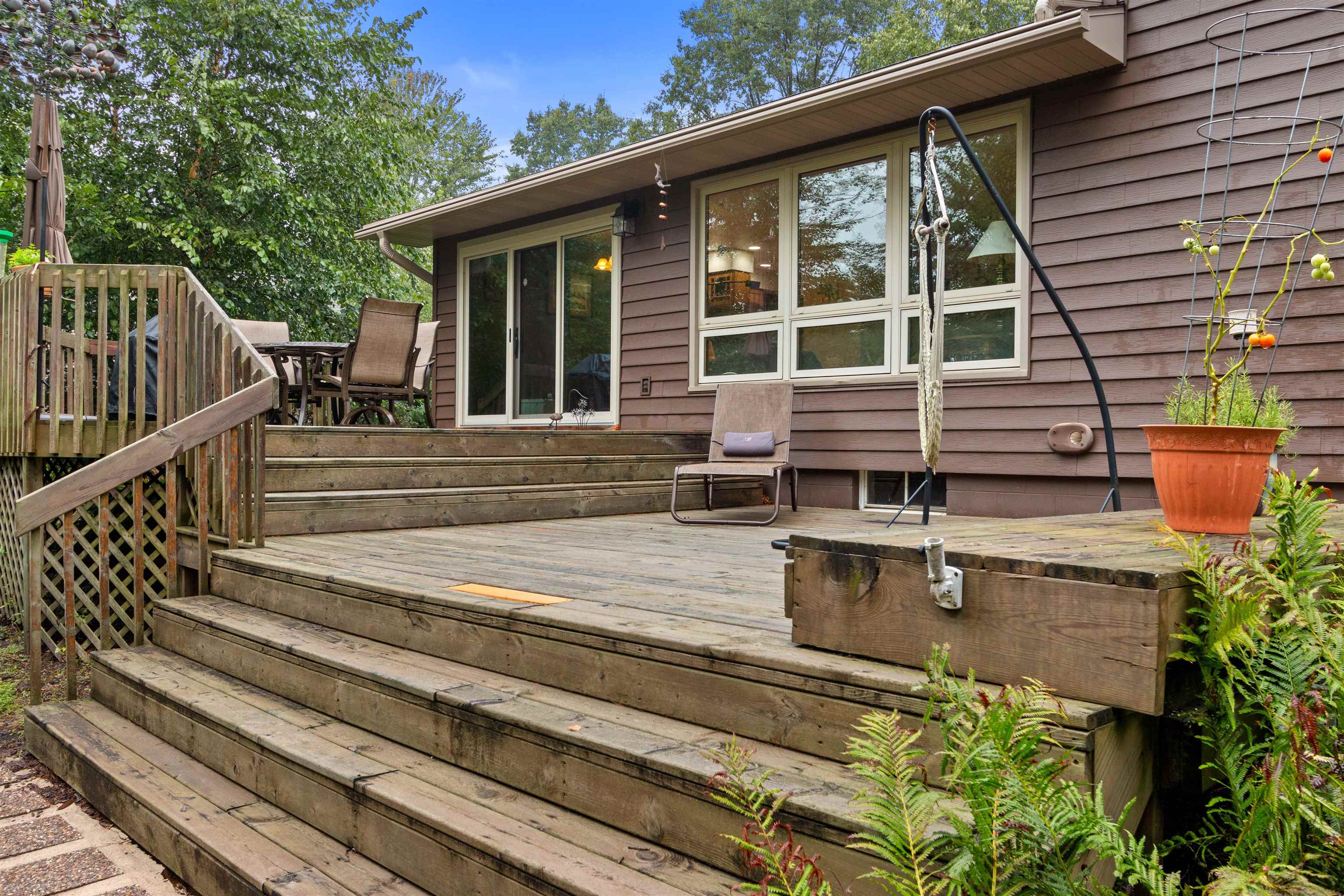 2311 RAINBOW DRIVE, Plover, Wisconsin 54467, 4 Bedrooms Bedrooms, ,3 BathroomsBathrooms,Residential,For Sale,2311 RAINBOW DRIVE,22605187