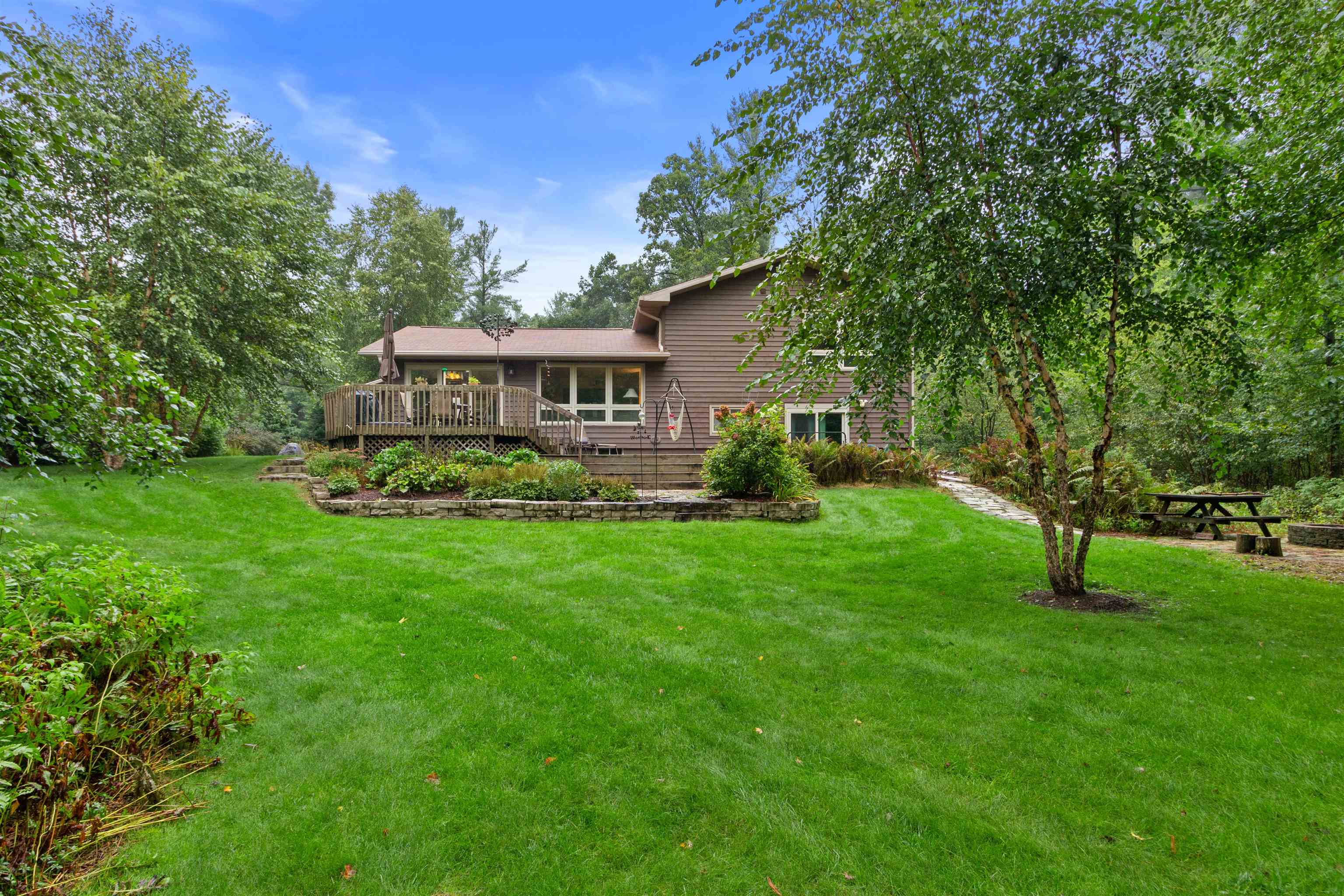 2311 RAINBOW DRIVE, Plover, Wisconsin 54467, 4 Bedrooms Bedrooms, ,3 BathroomsBathrooms,Residential,For Sale,2311 RAINBOW DRIVE,22605187