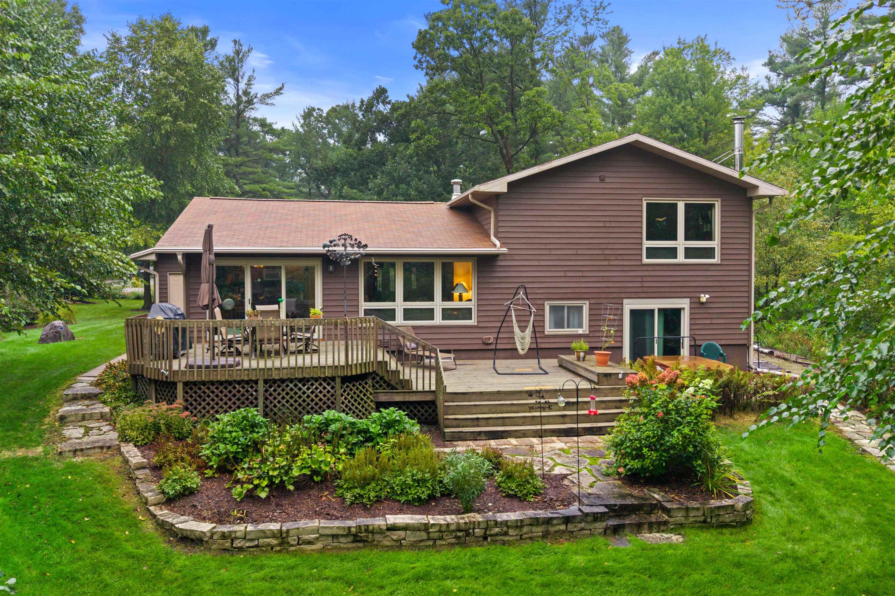 2311 RAINBOW DRIVE, Plover, Wisconsin 54467, 4 Bedrooms Bedrooms, ,3 BathroomsBathrooms,Residential,For Sale,2311 RAINBOW DRIVE,22605187