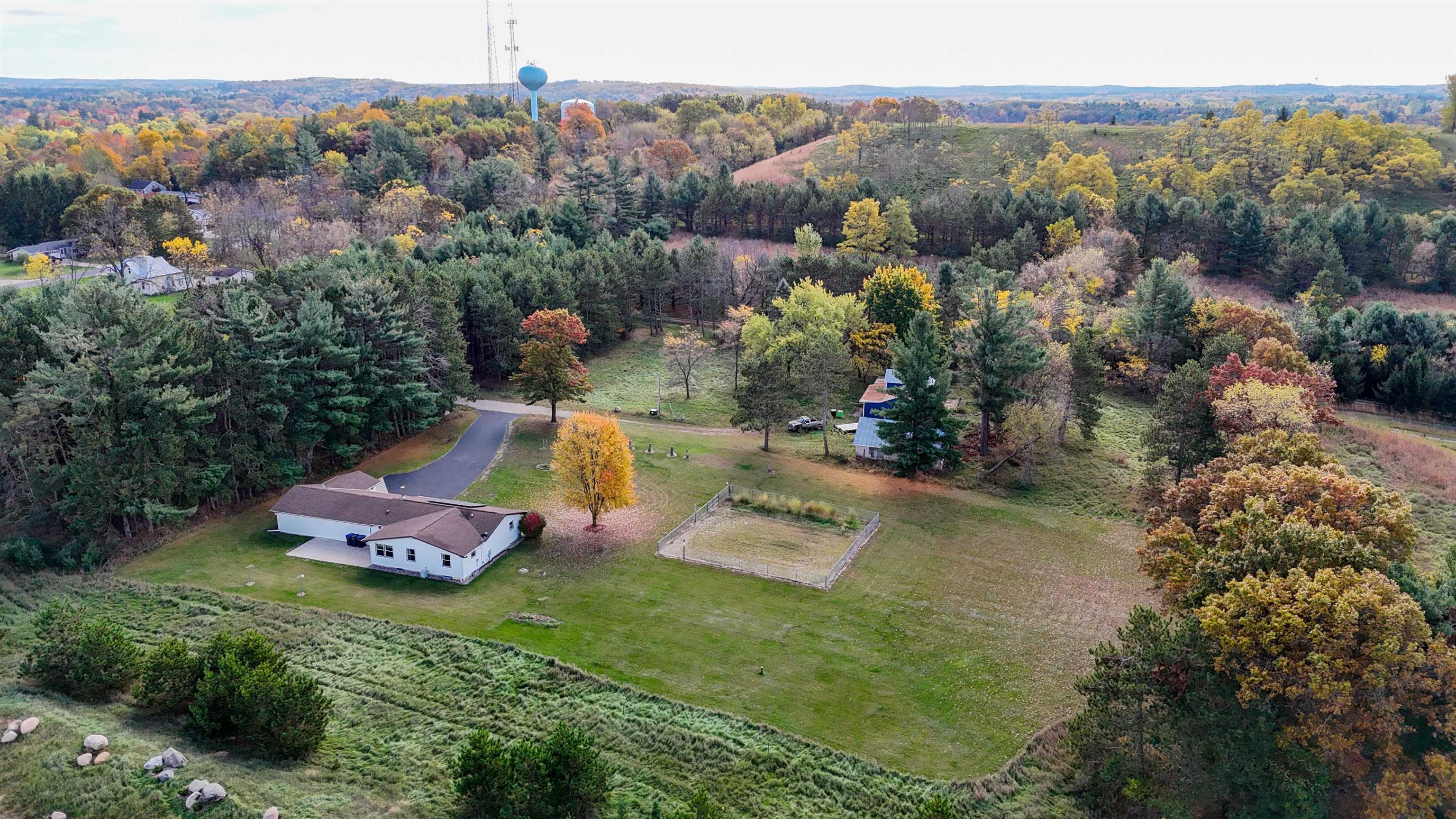 521 BAILEY STREET, Waupaca, Wisconsin 54981, 3 Bedrooms Bedrooms, ,2 BathroomsBathrooms,Residential,For Sale,521 BAILEY STREET,22605188