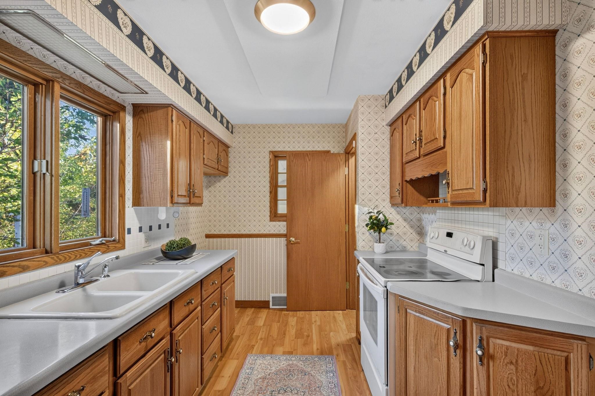 1430 WOODBINE STREET, Wisconsin Rapids, Wisconsin 54495, 3 Bedrooms Bedrooms, ,3 BathroomsBathrooms,Residential,For Sale,1430 WOODBINE STREET,22605203