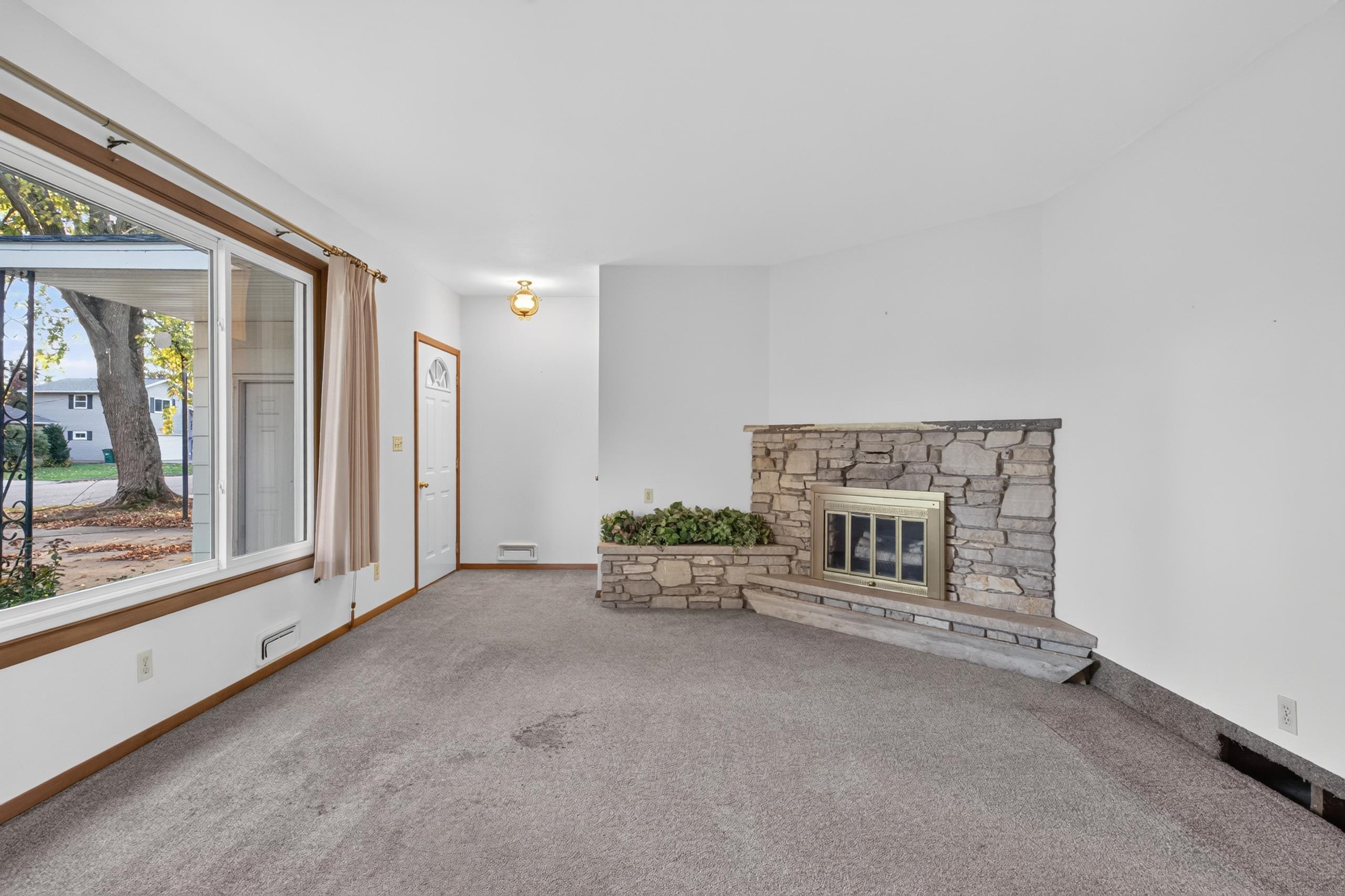 1311 COREY AVENUE, Wisconsin Rapids, Wisconsin 54494, 3 Bedrooms Bedrooms, ,1 BathroomBathrooms,Residential,For Sale,1311 COREY AVENUE,22605207