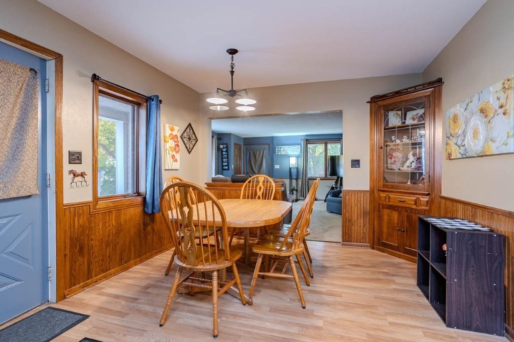 614 E UNION AVENUE, Wausau, Wisconsin 54403, 2 Bedrooms Bedrooms, ,2 BathroomsBathrooms,Residential,For Sale,614 E UNION AVENUE,22605208