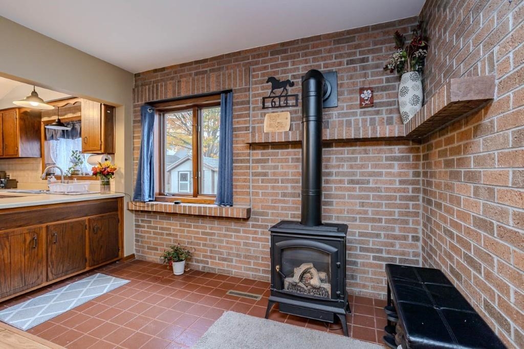 614 E UNION AVENUE, Wausau, Wisconsin 54403, 2 Bedrooms Bedrooms, ,2 BathroomsBathrooms,Residential,For Sale,614 E UNION AVENUE,22605208