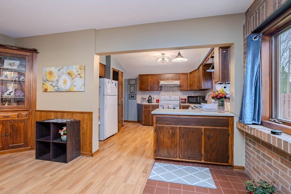 614 E UNION AVENUE, Wausau, Wisconsin 54403, 2 Bedrooms Bedrooms, ,2 BathroomsBathrooms,Residential,For Sale,614 E UNION AVENUE,22605208