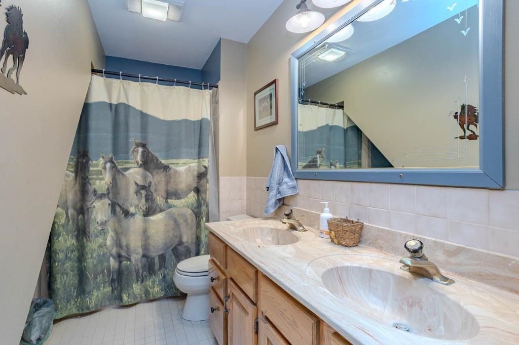 614 E UNION AVENUE, Wausau, Wisconsin 54403, 2 Bedrooms Bedrooms, ,2 BathroomsBathrooms,Residential,For Sale,614 E UNION AVENUE,22605208