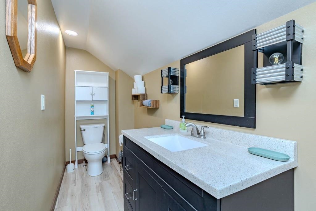 614 E UNION AVENUE, Wausau, Wisconsin 54403, 2 Bedrooms Bedrooms, ,2 BathroomsBathrooms,Residential,For Sale,614 E UNION AVENUE,22605208