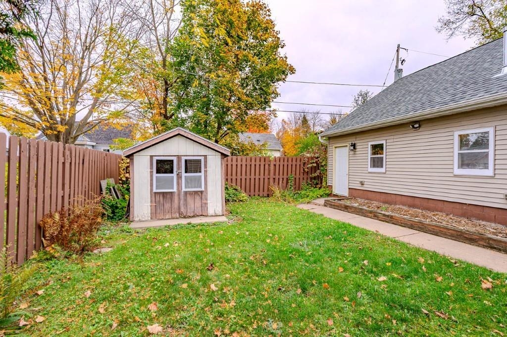 614 E UNION AVENUE, Wausau, Wisconsin 54403, 2 Bedrooms Bedrooms, ,2 BathroomsBathrooms,Residential,For Sale,614 E UNION AVENUE,22605208