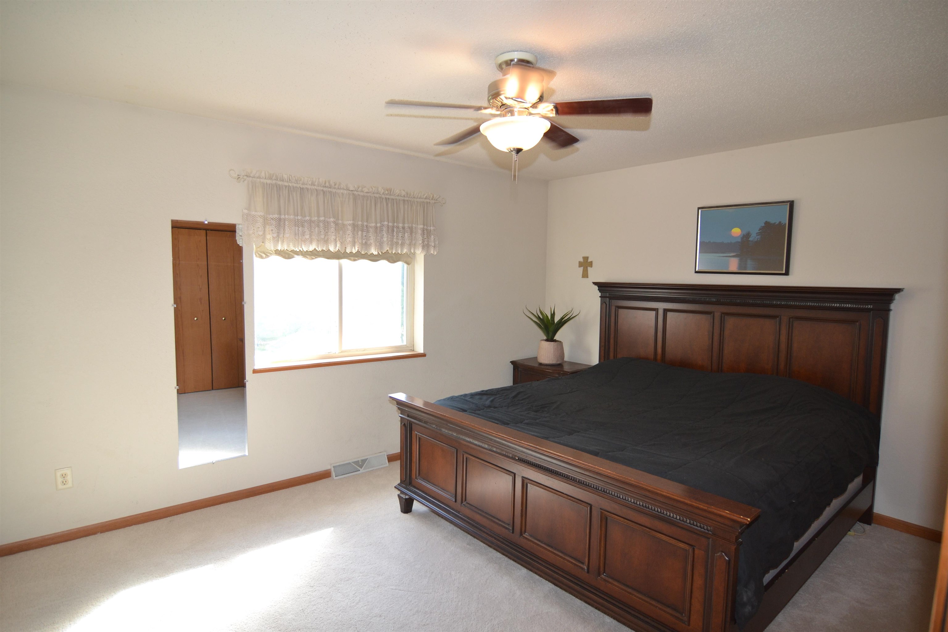 1847 MANATEE DRIVE, Kronenwetter, Wisconsin 54455, 4 Bedrooms Bedrooms, ,2 BathroomsBathrooms,Residential,For Sale,1847 MANATEE DRIVE,22605209