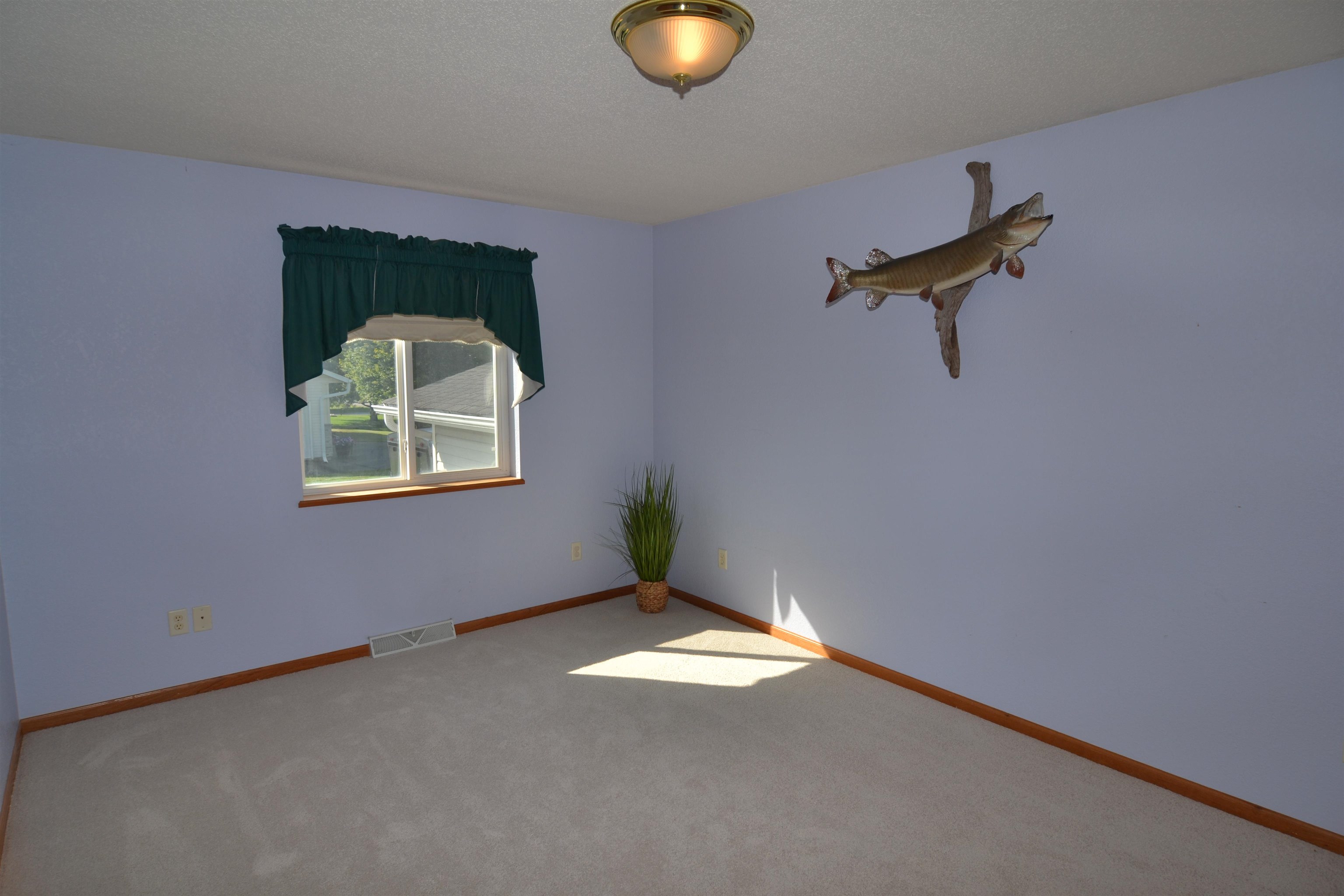 1847 MANATEE DRIVE, Kronenwetter, Wisconsin 54455, 4 Bedrooms Bedrooms, ,2 BathroomsBathrooms,Residential,For Sale,1847 MANATEE DRIVE,22605209