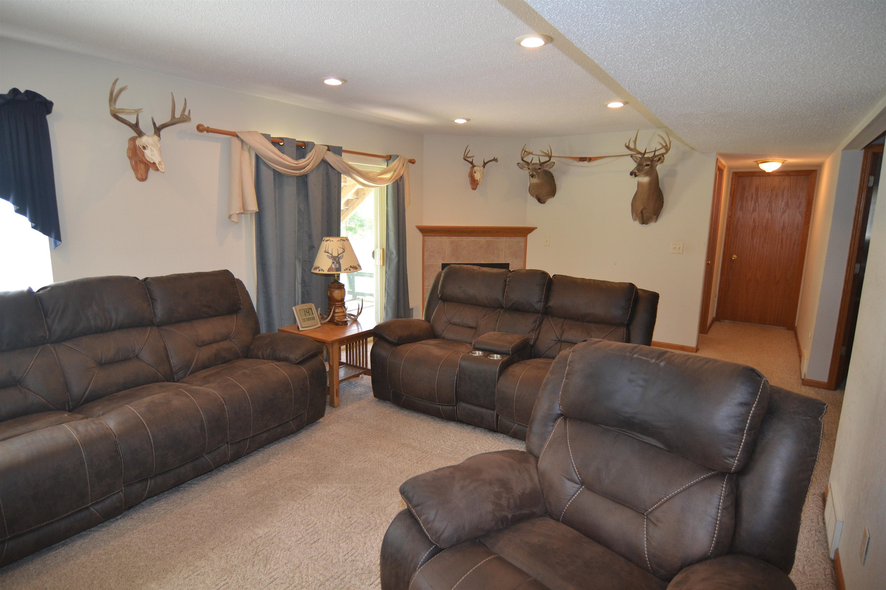 1847 MANATEE DRIVE, Kronenwetter, Wisconsin 54455, 4 Bedrooms Bedrooms, ,2 BathroomsBathrooms,Residential,For Sale,1847 MANATEE DRIVE,22605209