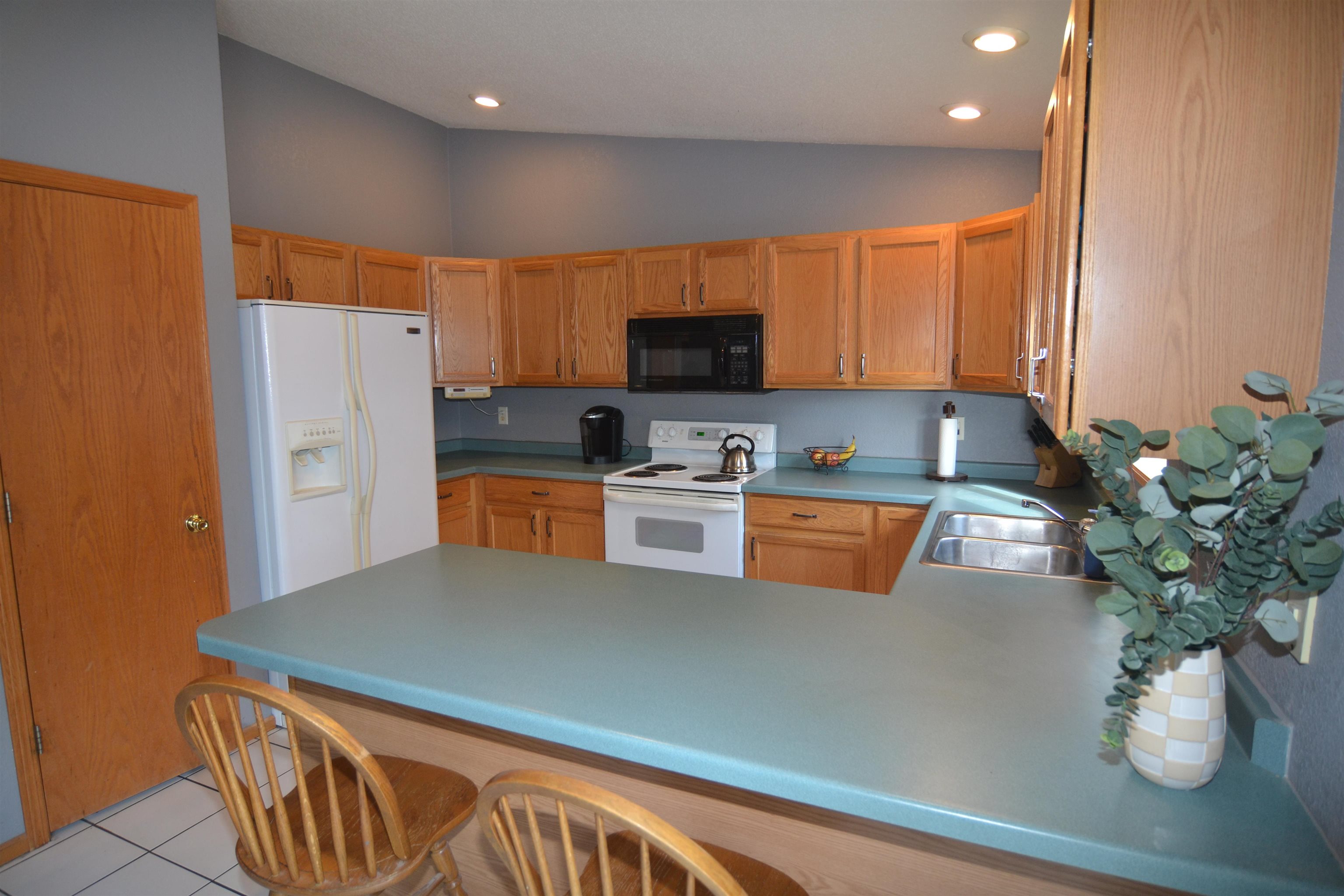1847 MANATEE DRIVE, Kronenwetter, Wisconsin 54455, 4 Bedrooms Bedrooms, ,2 BathroomsBathrooms,Residential,For Sale,1847 MANATEE DRIVE,22605209