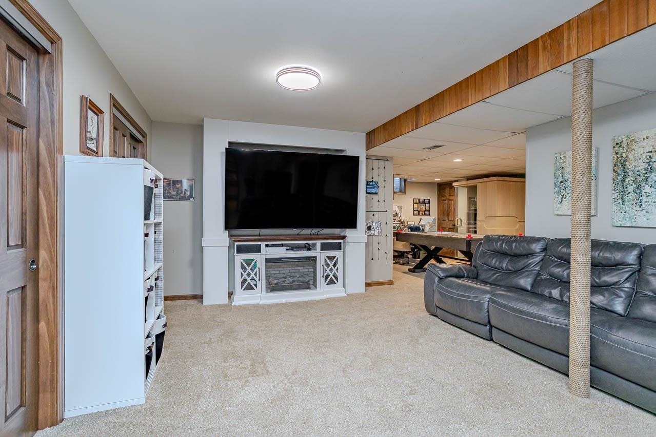 4007 BRIARWOOD AVENUE, Wausau, Wisconsin 54403, 5 Bedrooms Bedrooms, ,3 BathroomsBathrooms,Residential,For Sale,4007 BRIARWOOD AVENUE,22605212
