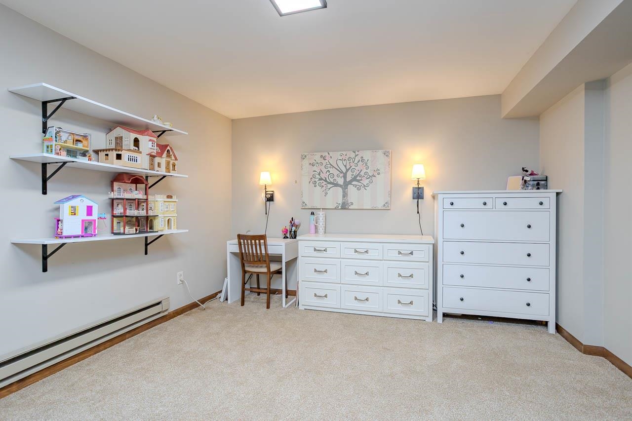 4007 BRIARWOOD AVENUE, Wausau, Wisconsin 54403, 5 Bedrooms Bedrooms, ,3 BathroomsBathrooms,Residential,For Sale,4007 BRIARWOOD AVENUE,22605212