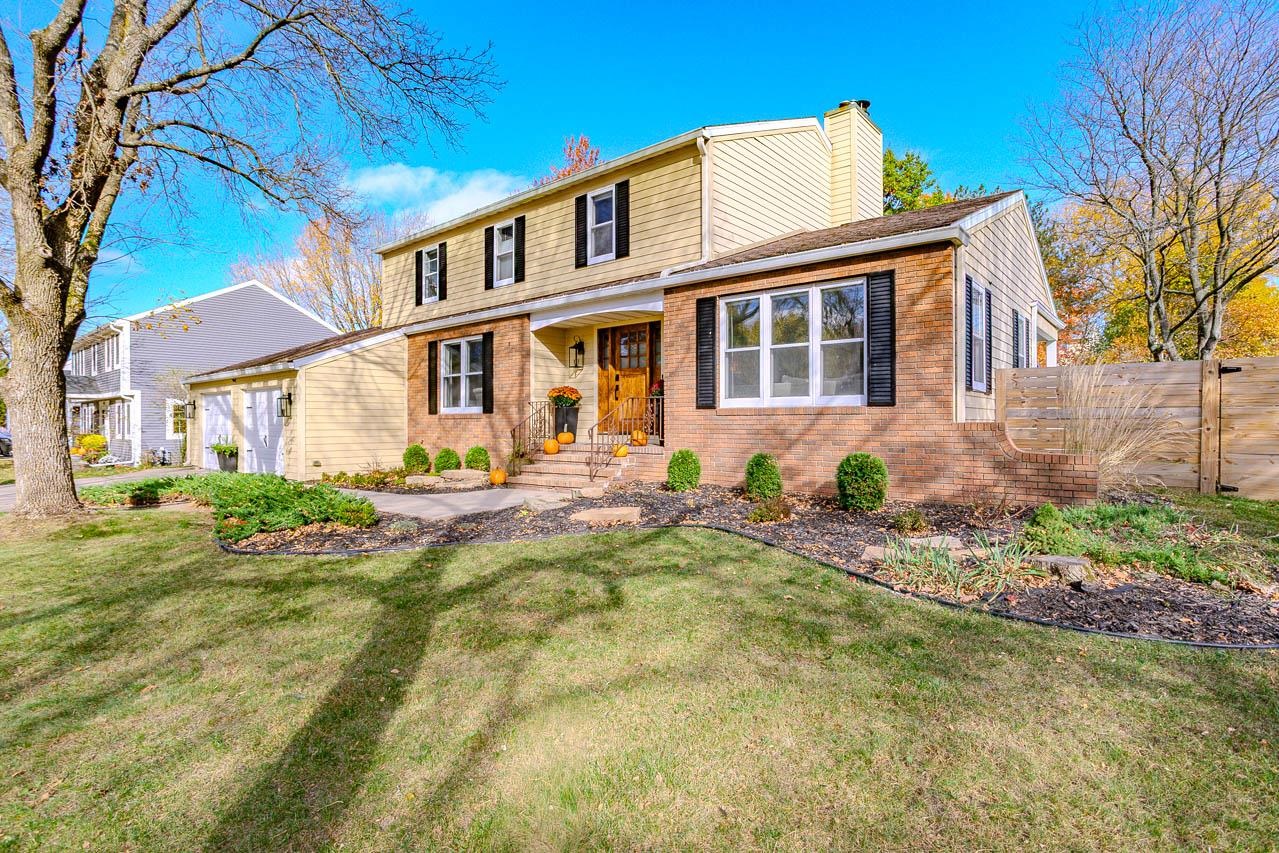 4007 BRIARWOOD AVENUE, Wausau, Wisconsin 54403, 5 Bedrooms Bedrooms, ,3 BathroomsBathrooms,Residential,For Sale,4007 BRIARWOOD AVENUE,22605212