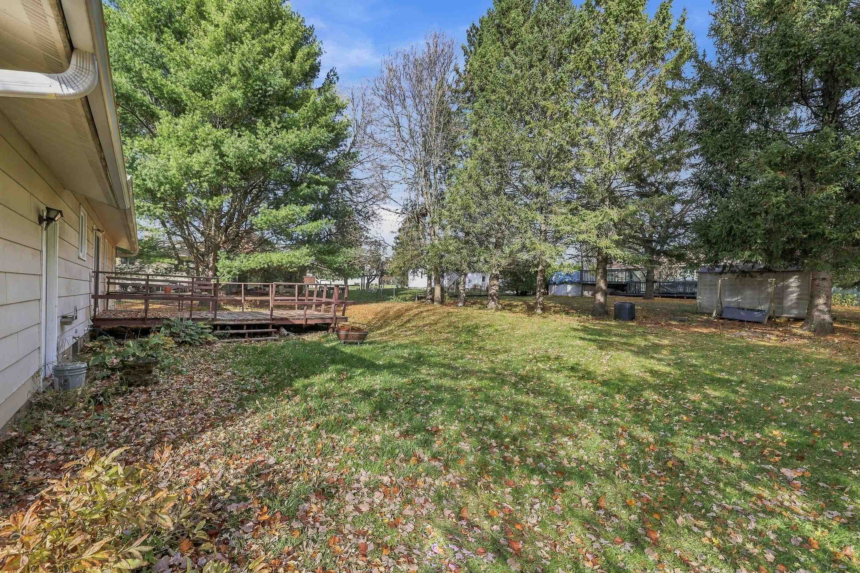 903 HOLLYWOOD DRIVE, Merrill, Wisconsin 54452, 2 Bedrooms Bedrooms, ,2 BathroomsBathrooms,Residential,For Sale,903 HOLLYWOOD DRIVE,22605213