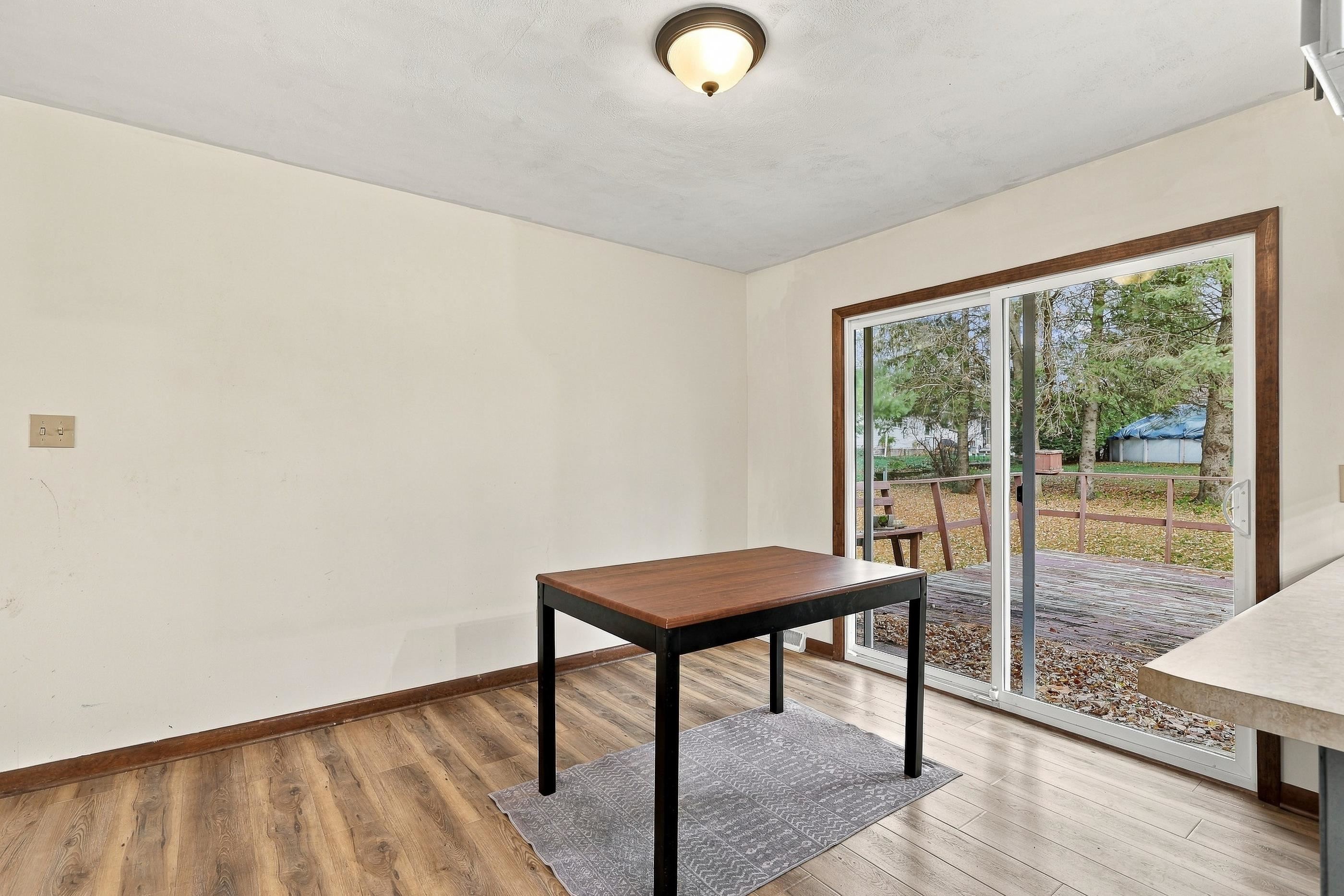 903 HOLLYWOOD DRIVE, Merrill, Wisconsin 54452, 2 Bedrooms Bedrooms, ,2 BathroomsBathrooms,Residential,For Sale,903 HOLLYWOOD DRIVE,22605213