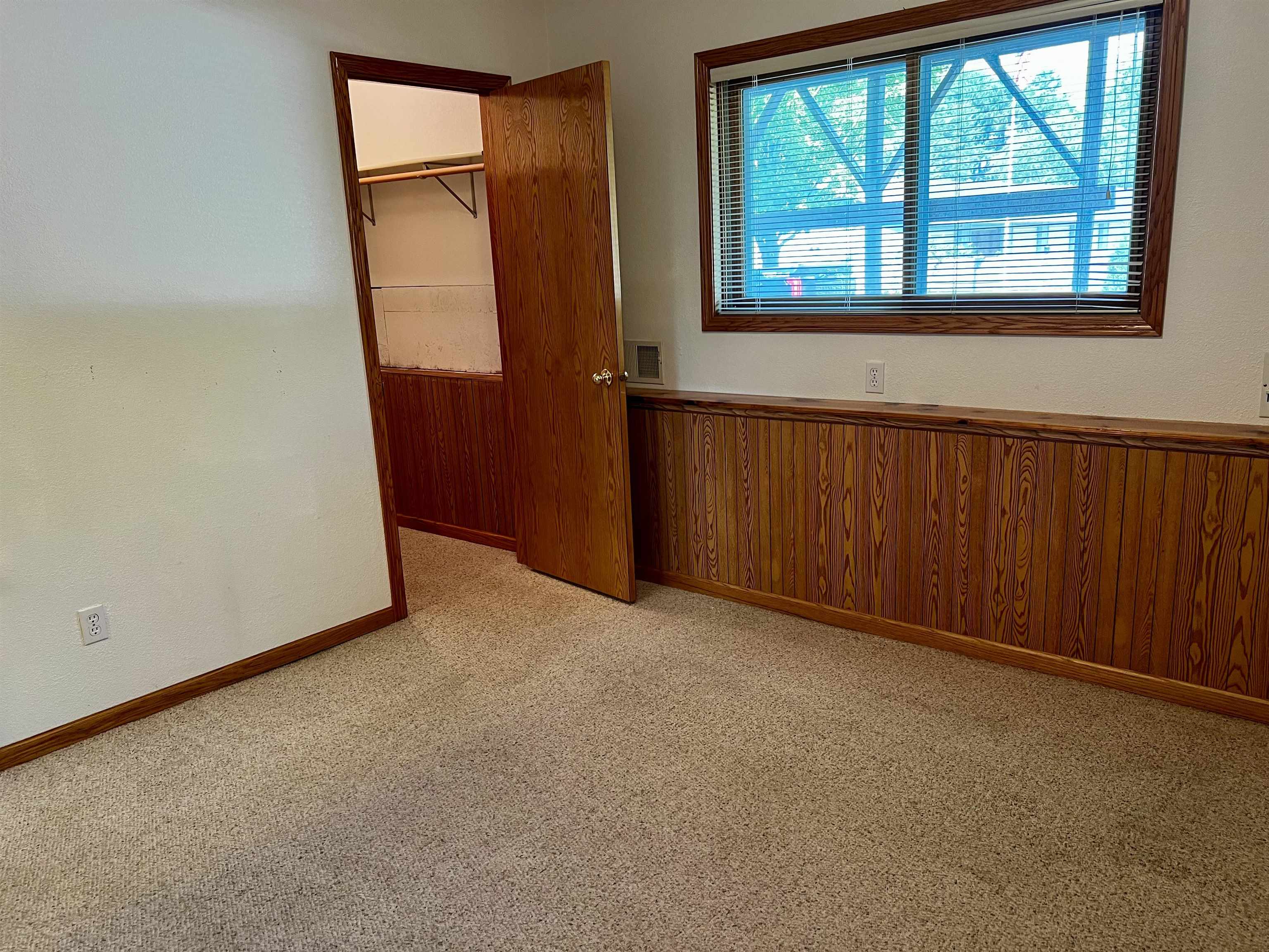 4306 E JELINEK AVENUE, Weston, Wisconsin 54476, 2 Bedrooms Bedrooms, ,2 BathroomsBathrooms,Residential,For Rent,4306 E JELINEK AVENUE,22605214